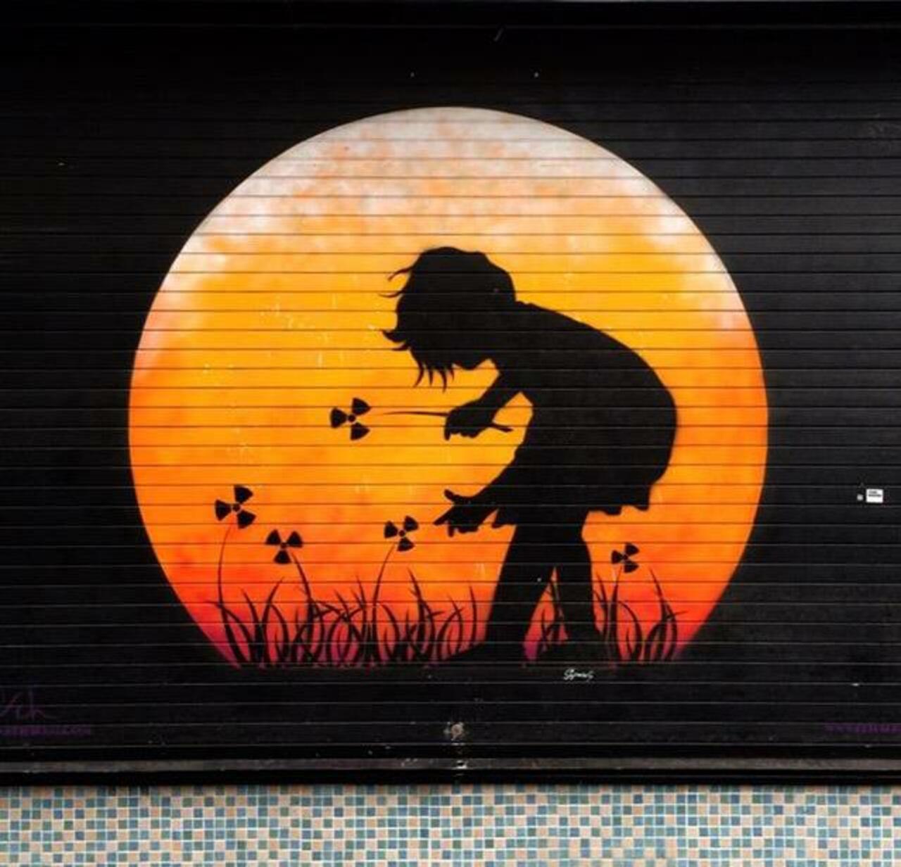 RT @GoogleStreetArt: Street Art by Ottoschade in Hanbury St. London 

#art #arte #graffiti #streetart http://t.co/fI0OypopzS