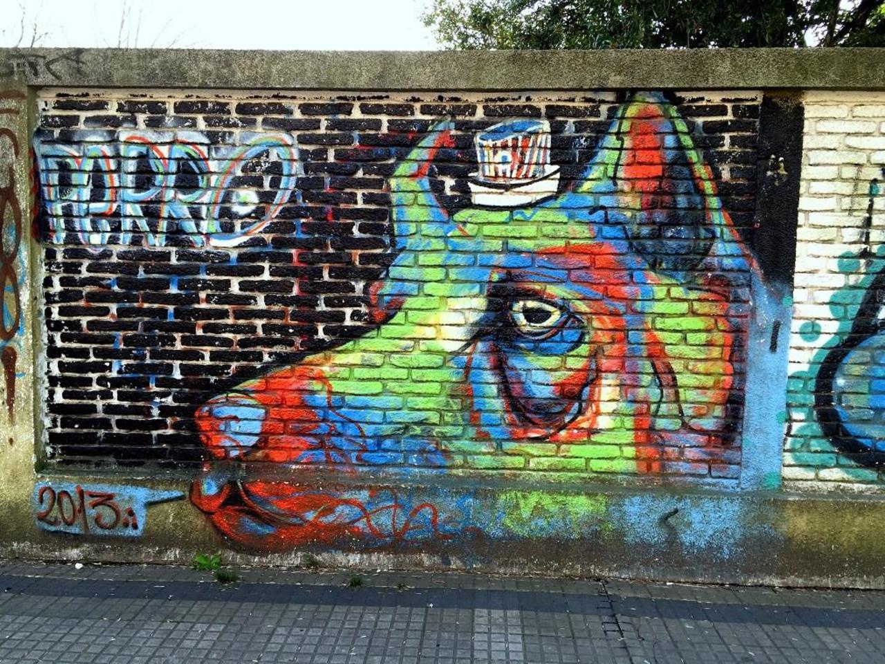 #Graffiti de hoy: << El perro >> calle 9, 66y67 #LaPlata #Argentina #StreetArt #UrbanArt #ArteUrbano http://t.co/3tEWPIKdAK