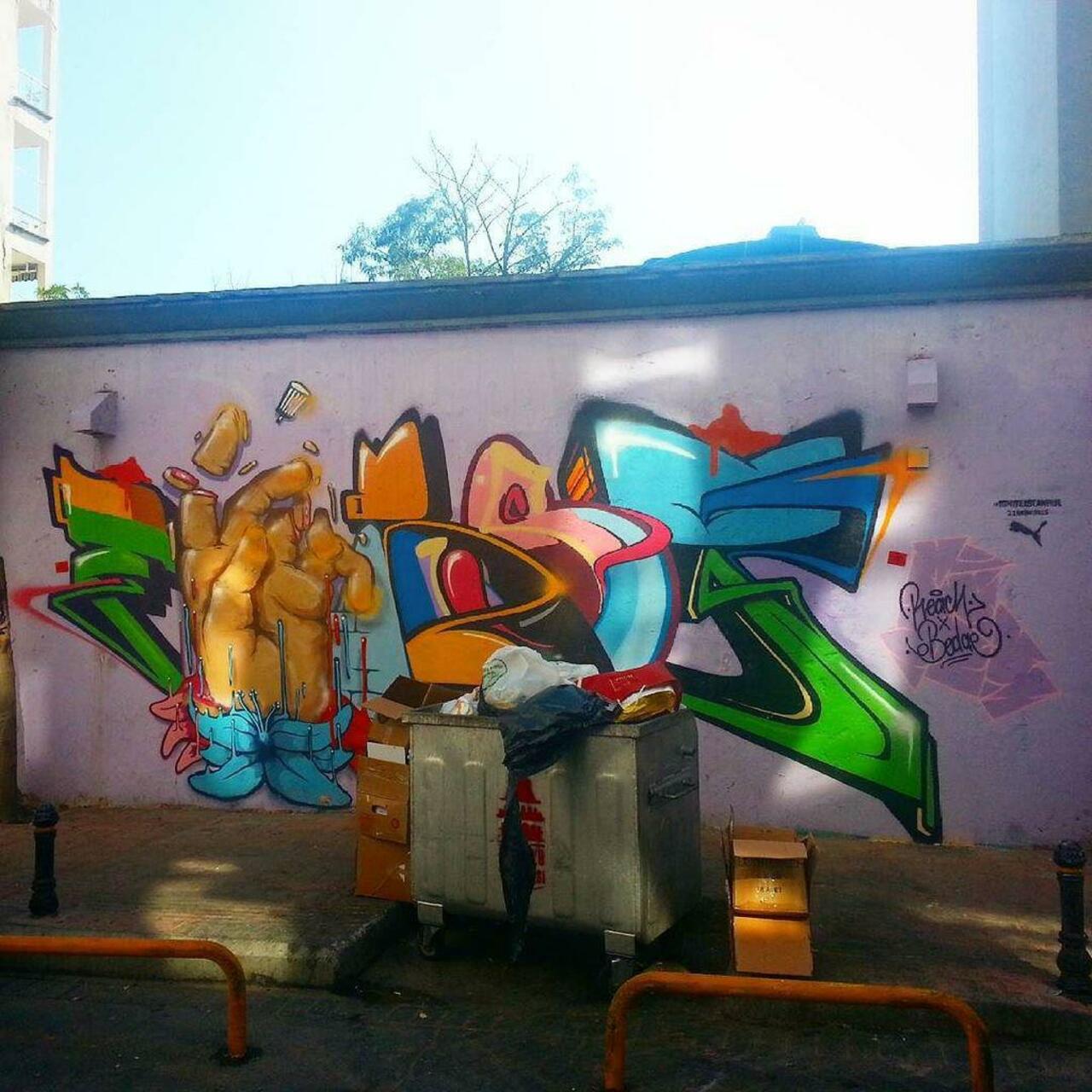 Tha Garbage as a part of the art #streetart #streetarteverywhere #streetartistanbul #graffiti #graffitiart #garbage… http://t.co/WRlPmfyWtr