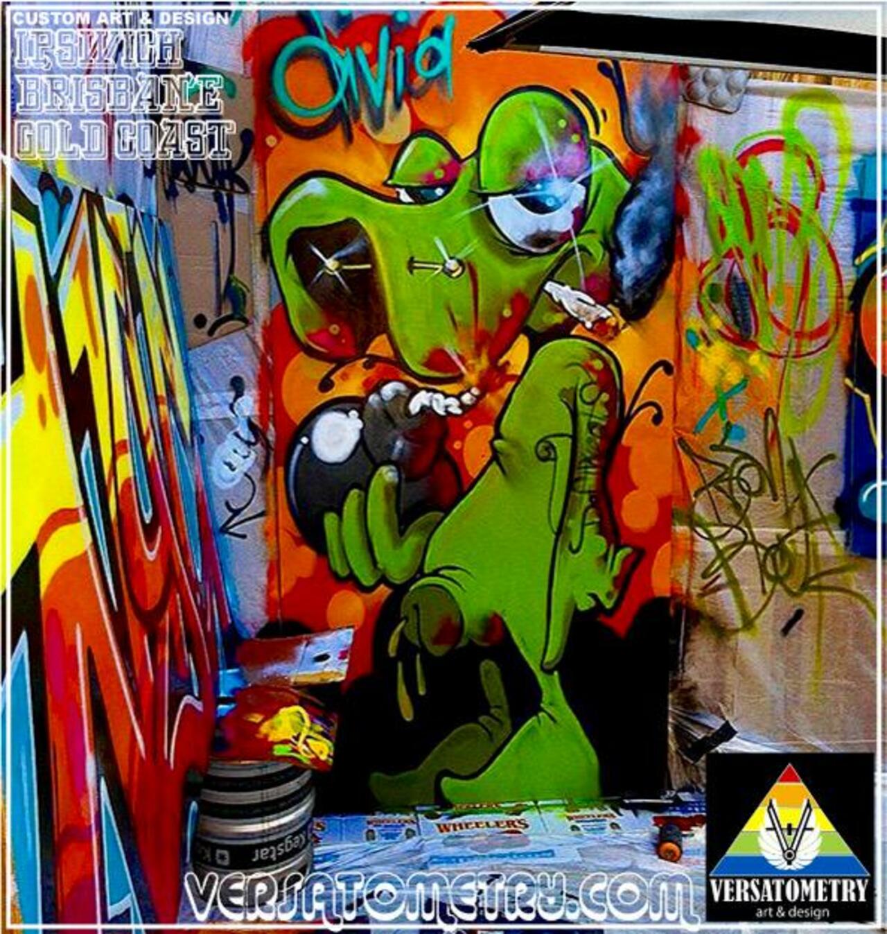 Check this out: VERSATOMETRY Custom Art & Design Brisbane 2015. http://versatometry.com #Graffiti #StreetArt #AUS http://t.co/EfzQhtTWxP