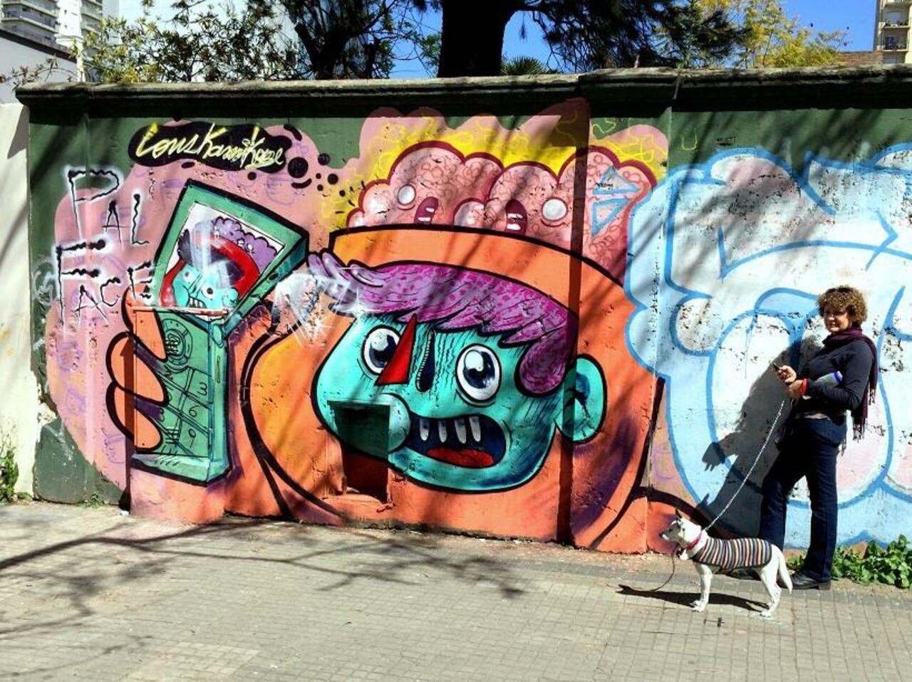 RT @DickieRandrup: #Graffiti de hoy: <<El hombrecito verde, la dama y el perrito >> calles 47y9 #LaPlata #Argentina #StreetArt #UrbanArt http://t.co/XlvxPl3Dht