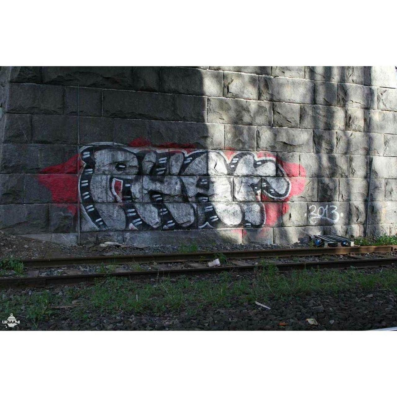 Phar, 2013.

#graffiti #graff #graffporn #graffitiporn #streetart #streetarteverywhere #in… http://ift.tt/1iWrWCs http://t.co/aMkiTel0Im