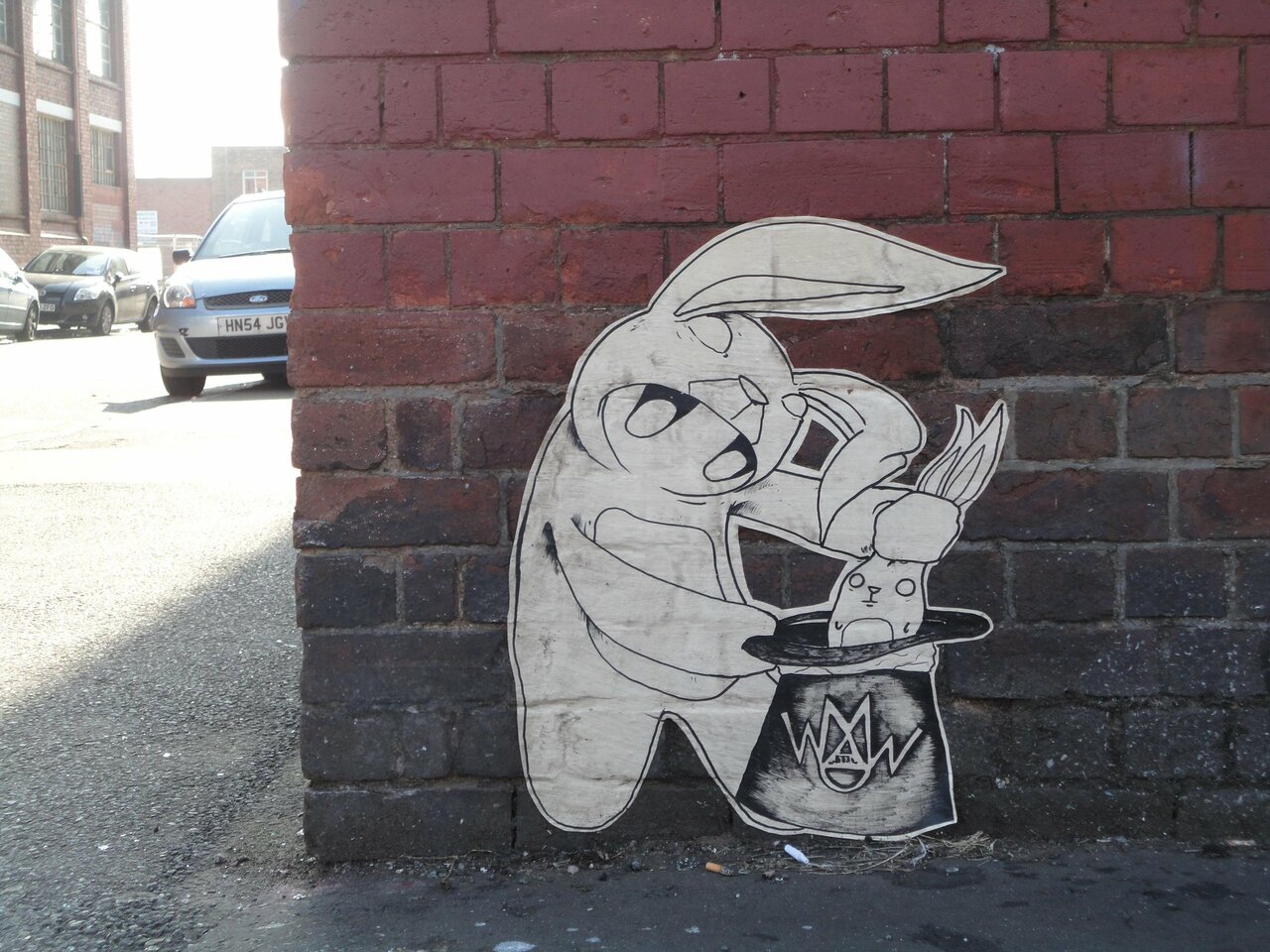 Mad Wew magicing rabbits out of a hat all down Bradford St, #Digbeth

#art #arte #streetart #graffiti #Birmingham http://t.co/TPUydjYCgZ