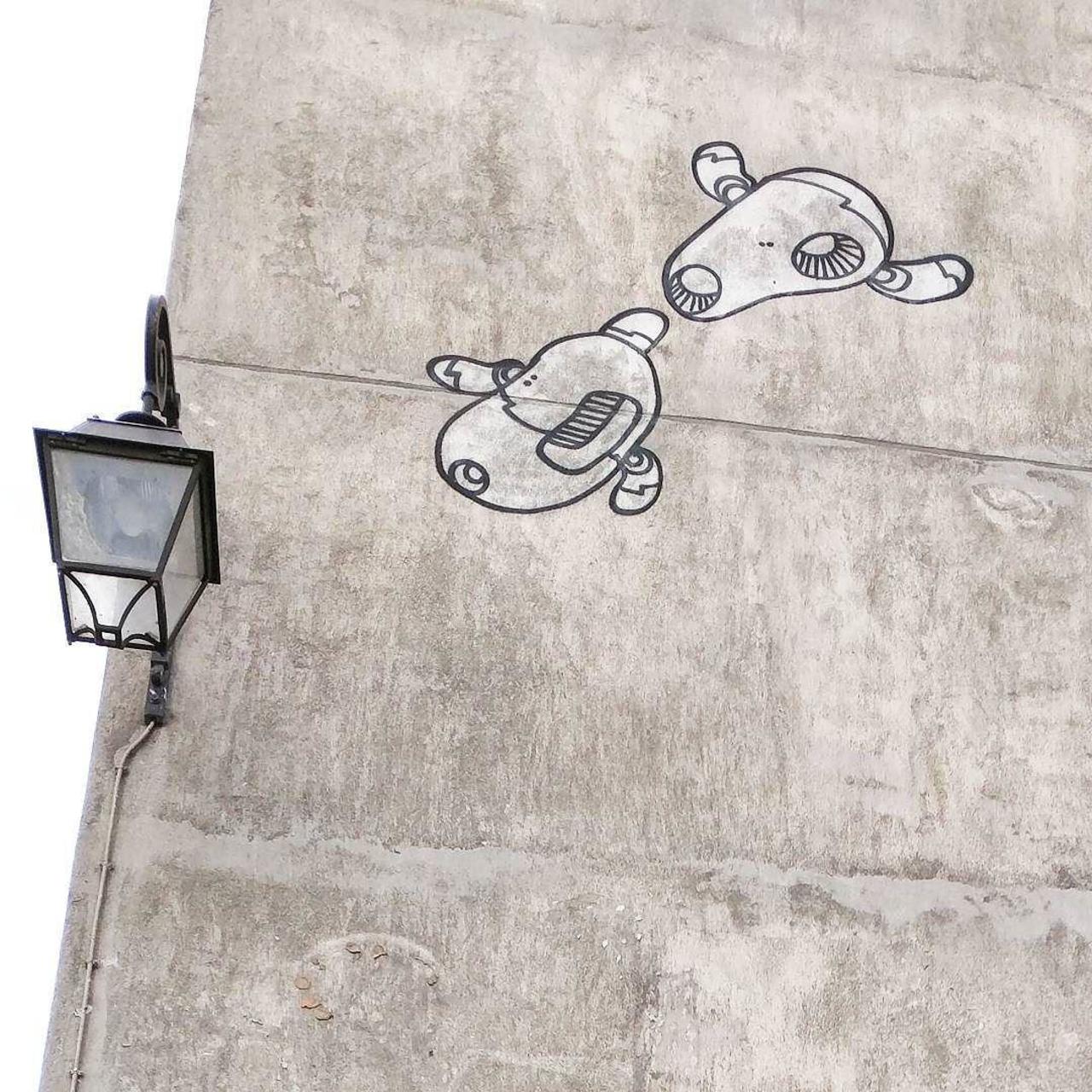 #Paris #graffiti photo by @alphaquadra http://ift.tt/1hiVrNB #StreetArt http://t.co/BAUsNPNEZI