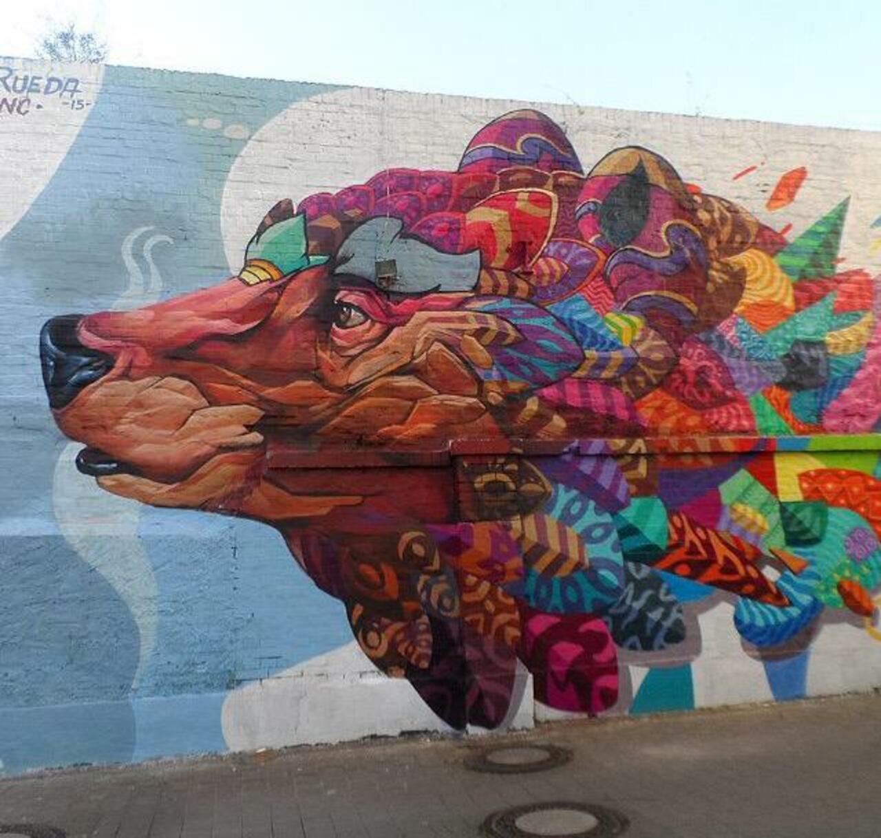 RT @sofharper: Farid Rueda Street Art 

#art #graffiti #mural #streetart http://t.co/74bylTDXmq