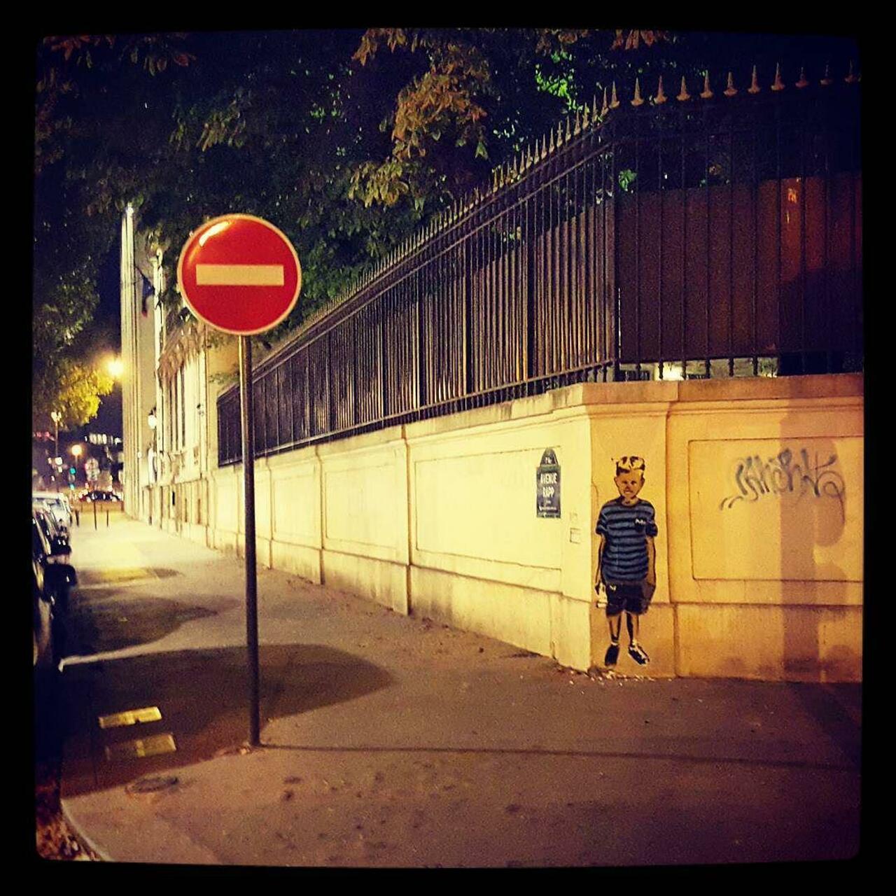 RT @circumjacent_fr: #Paris #graffiti photo by @the169 http://ift.tt/1LbRDdk #StreetArt http://t.co/S2qCnRMZmM