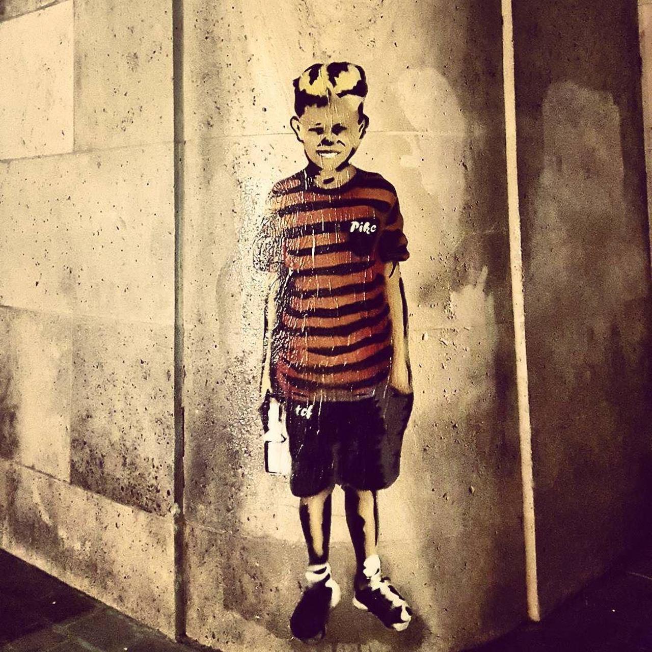 #Paris #graffiti photo by @the169 http://ift.tt/1WGZLq2 #StreetArt http://t.co/0NzeAFALHv