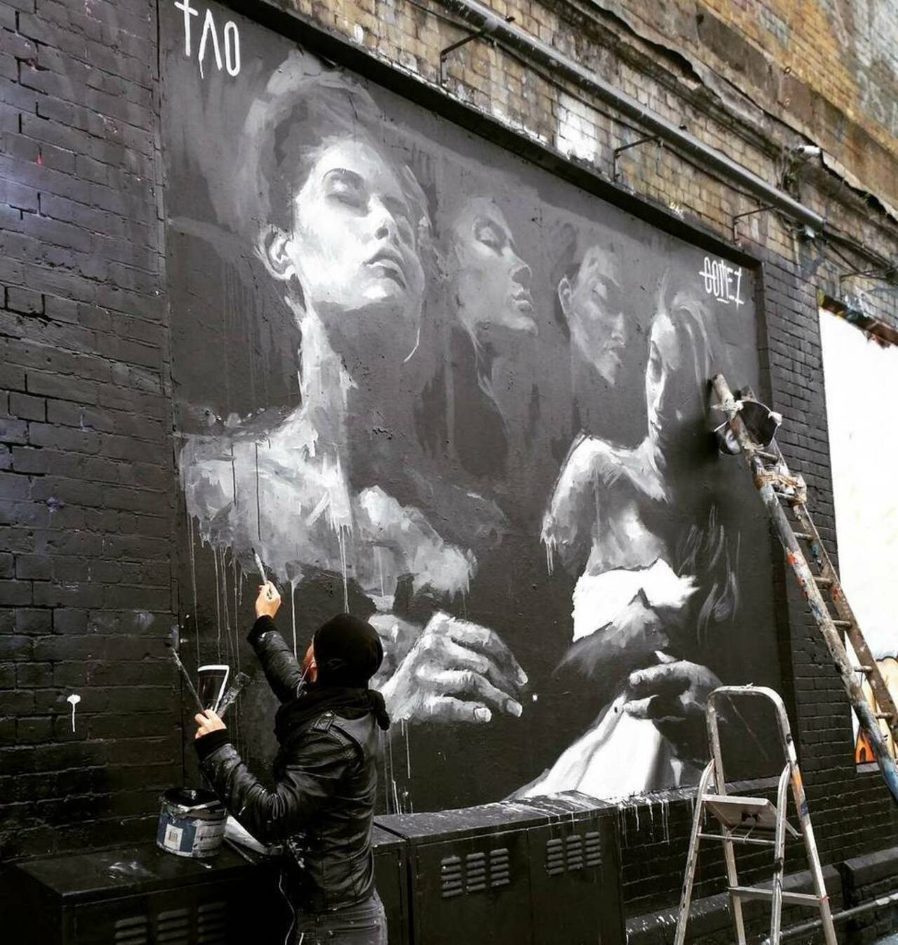 RT @StArtEverywhere: Great piece going up by #TaoGomez #StreetArt #StreetArtLondon #LondonStreetArt #London #Graffiti #GraffitiLondon #I… http://t.co/q11pvEhyW8