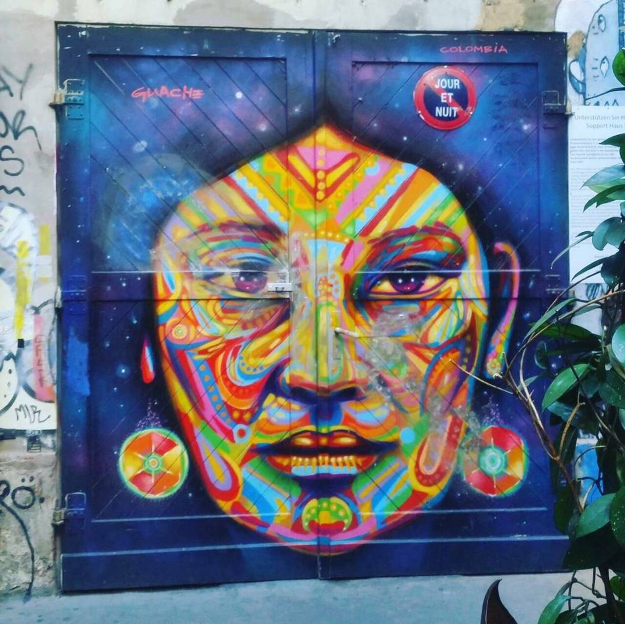 #streetart #streetarteverywhere #streetartberlin #graffitiigers #graffiti #urbanart #urbanwalls #berlin2015 #lovebe… http://t.co/cqWUlPbfj0