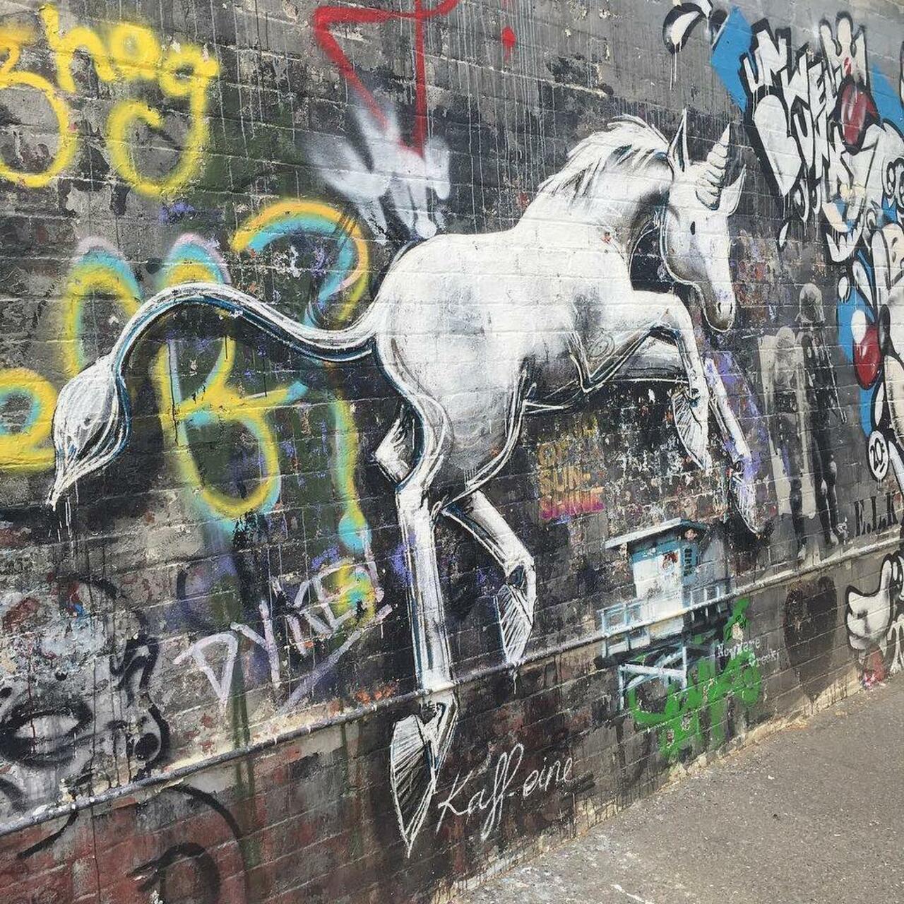 RT @artpushr: via #artie_renals "http://bit.ly/1jS2jmW" #graffiti #streetart http://t.co/8a4DPvtcho