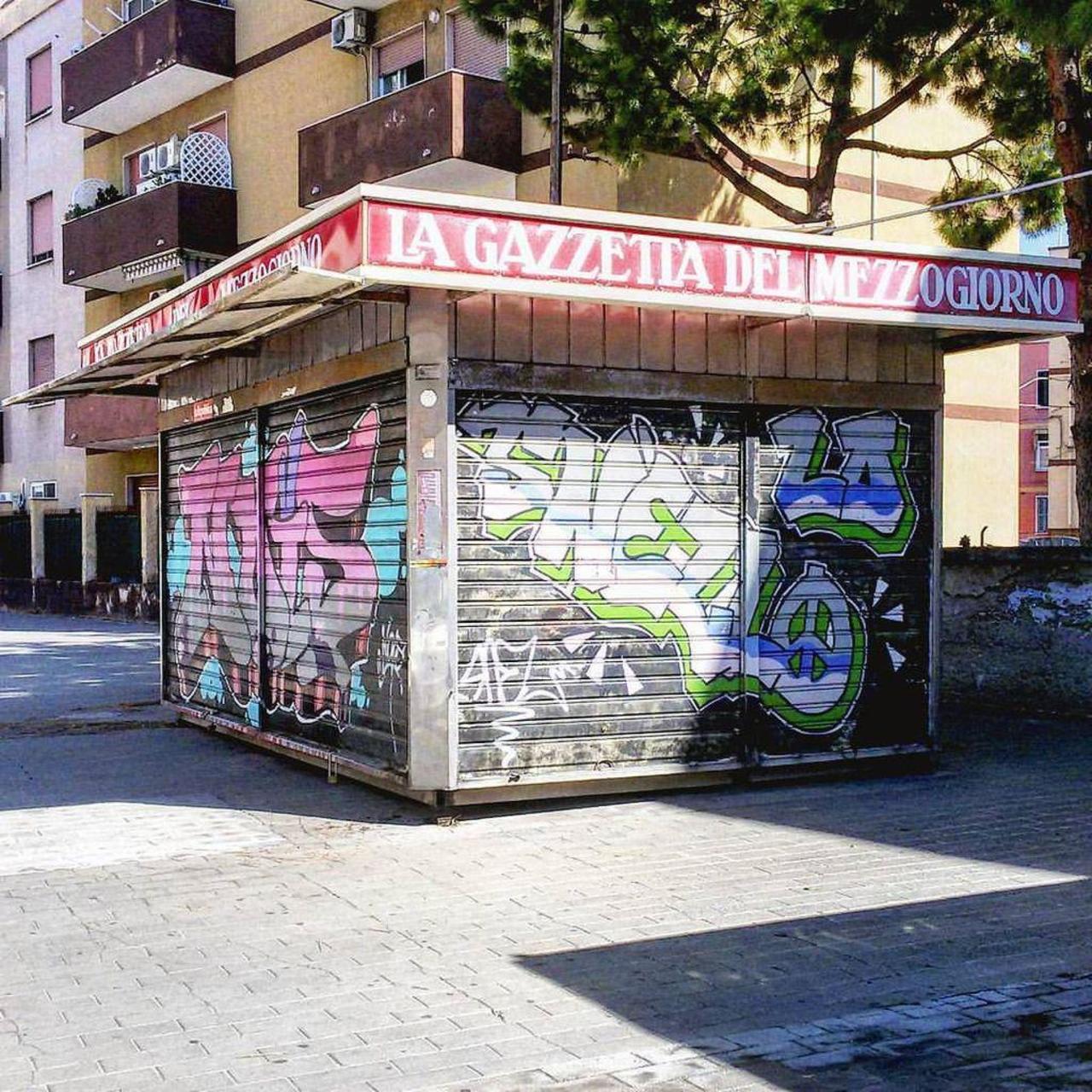 #bari #puglia #italy #italia #edicola #art #streetart #urban #urbanart #graffiti #murales … http://ift.tt/1Mjbl7I http://t.co/LTYO8q6B0X