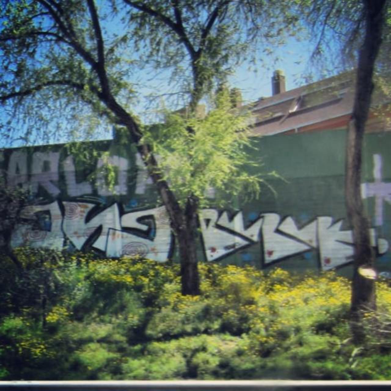 via #redesycalles "http://bit.ly/1jTU7mh" #graffiti #streetart http://t.co/TOrSHEwC3y