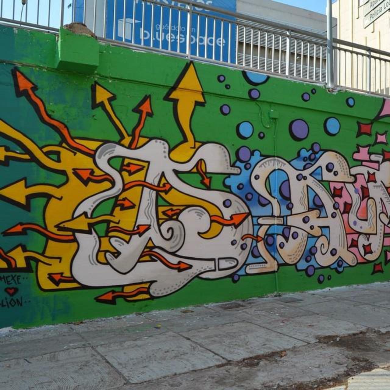 via #dam_trs "http://bit.ly/1LuAS8W" #graffiti #streetart http://t.co/bUuy3KzITq
