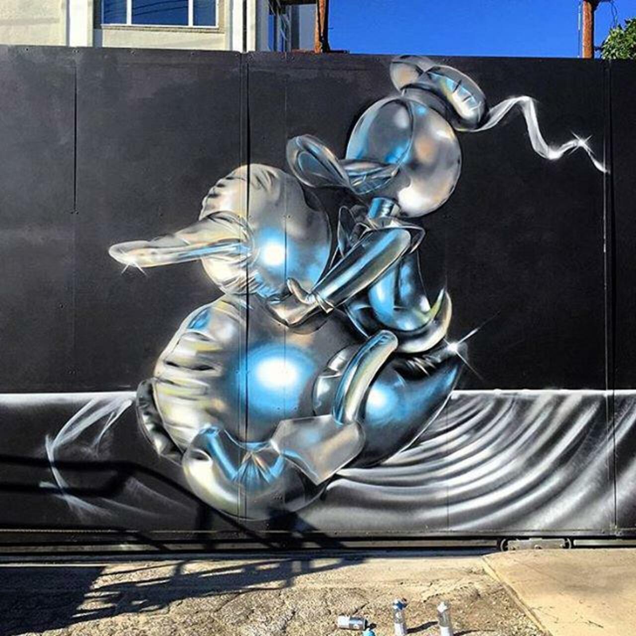 Fanakapan unveils a new mural in Los Angeles, California. #StreetArt #Graffiti #Mural http://t.co/ELtu7jG43m