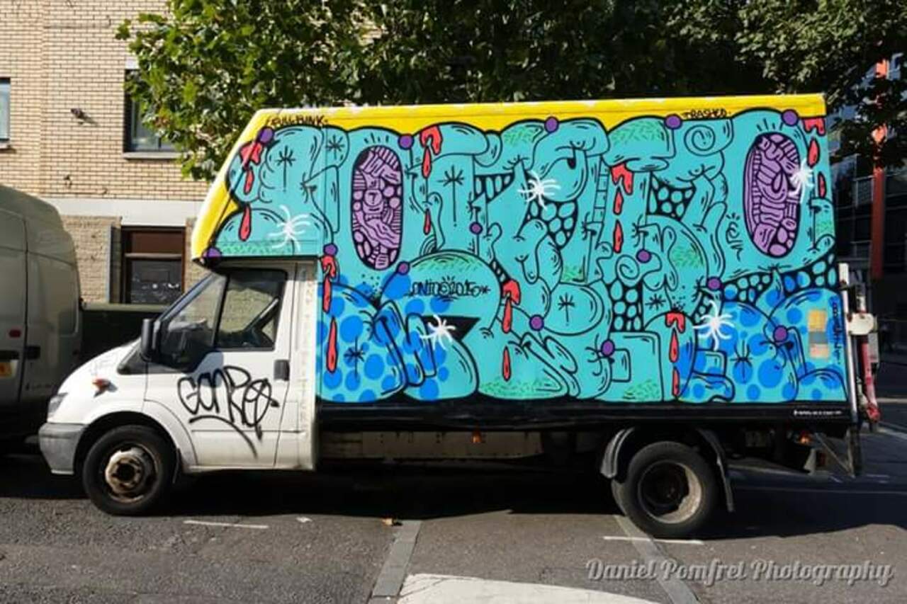 Urban Street Art #streetart #graffiti #London #urbanlondon http://t.co/NNoMaepVLQ