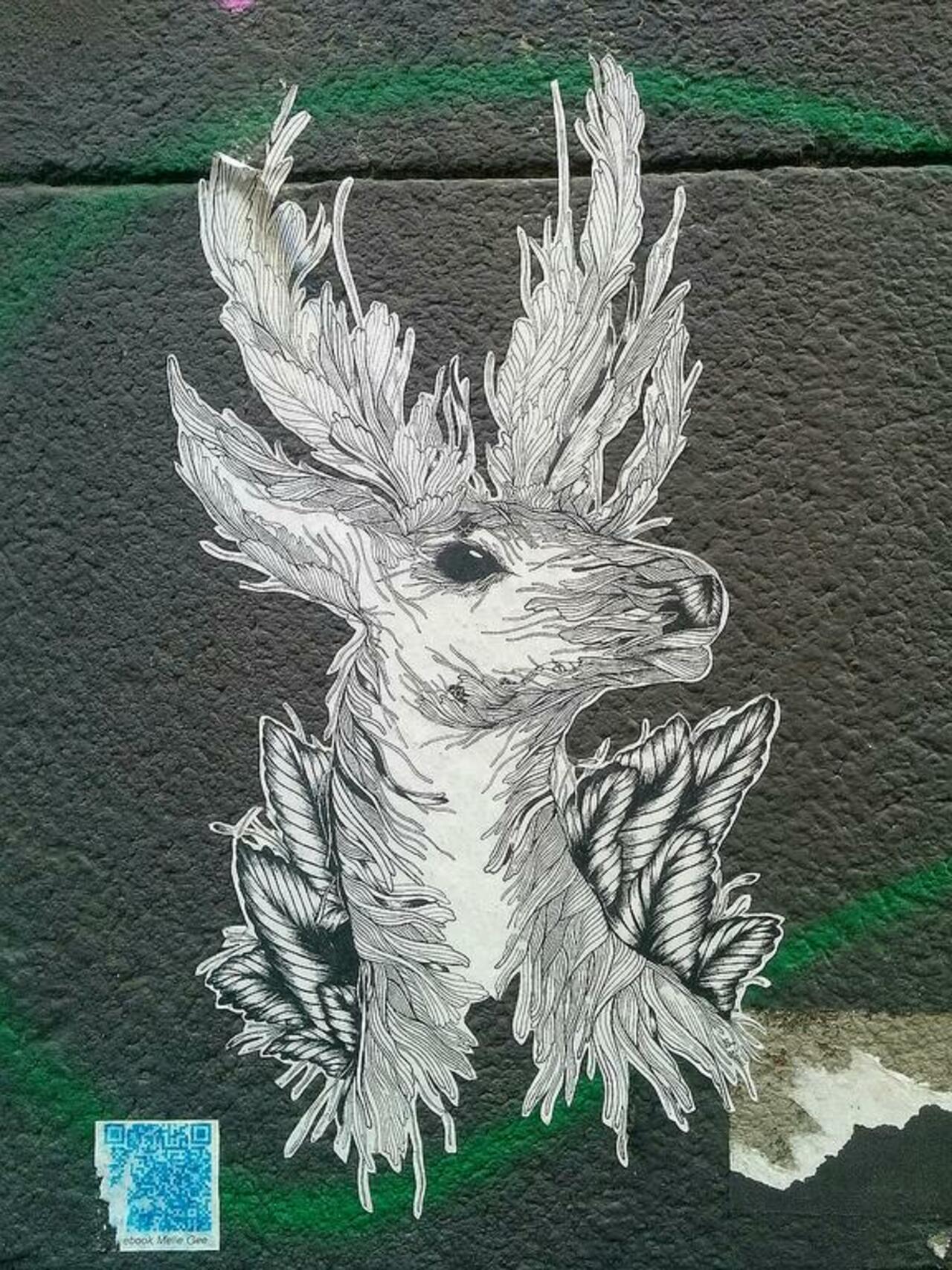 Street Art by melle gee in #Marseille http://www.urbacolors.com #art #mural #graffiti #streetart http://t.co/Ykasi1nJJ2