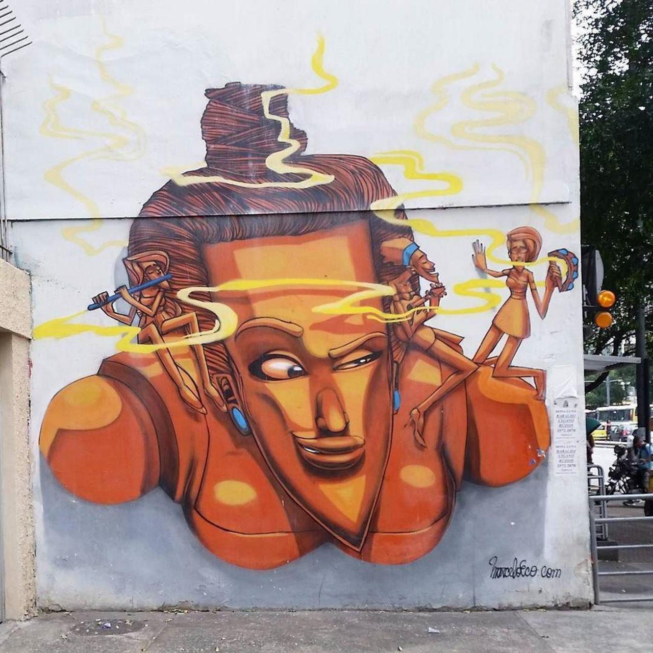 RT @StArtEverywhere: Marcelo Eco na Tijuca. Foda!!! #marceloeco #streetart #streetartrio #artederua #graffiti #grafitti #grafite #tijuca… http://t.co/z61IaAF9yo