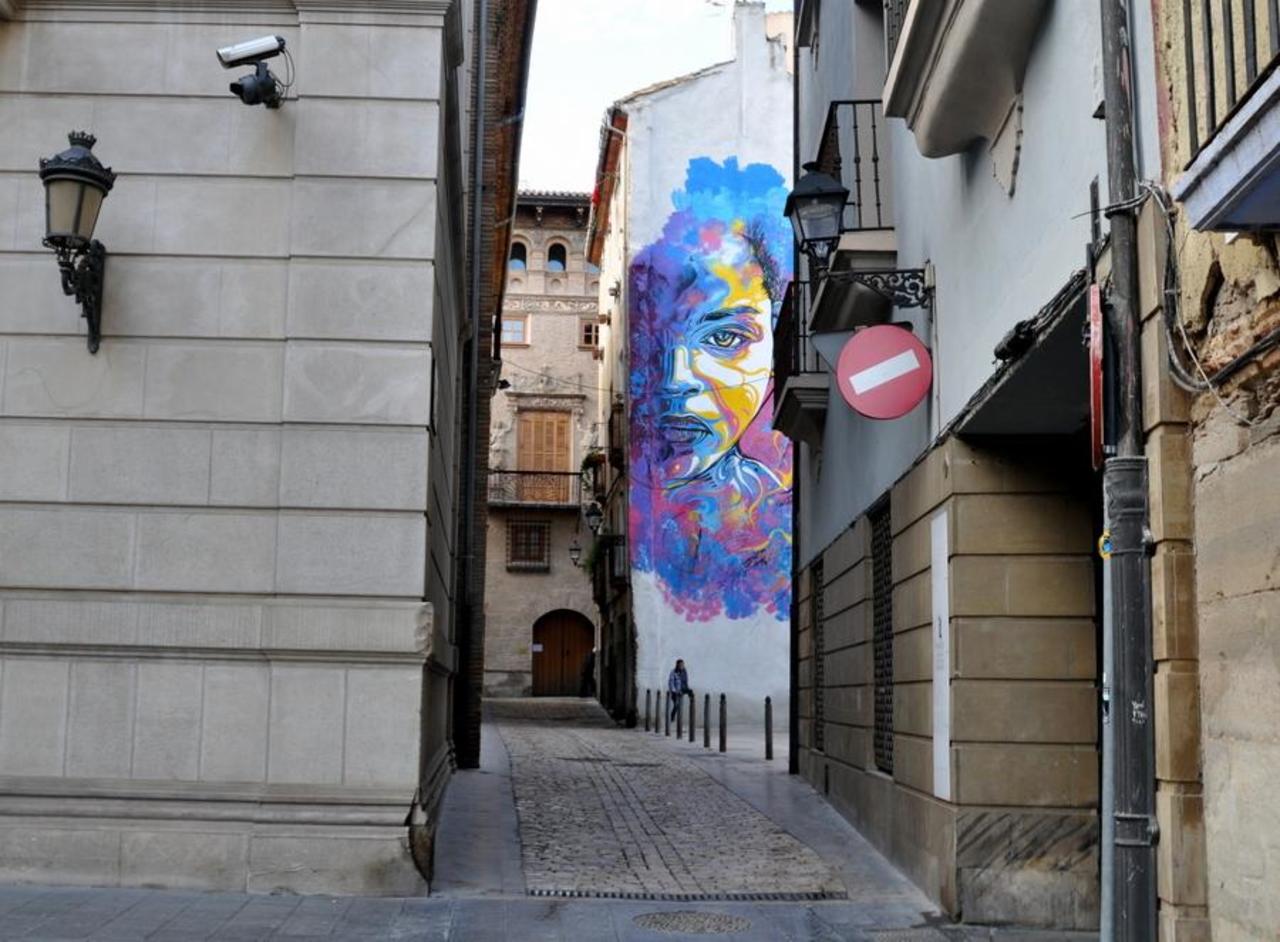 RT @QueGraffiti: Artista: C215
Foto: Juliiea
Tudela, Navarra, España
#art #streetart #mural #graffiti http://t.co/aAChPLaOtb