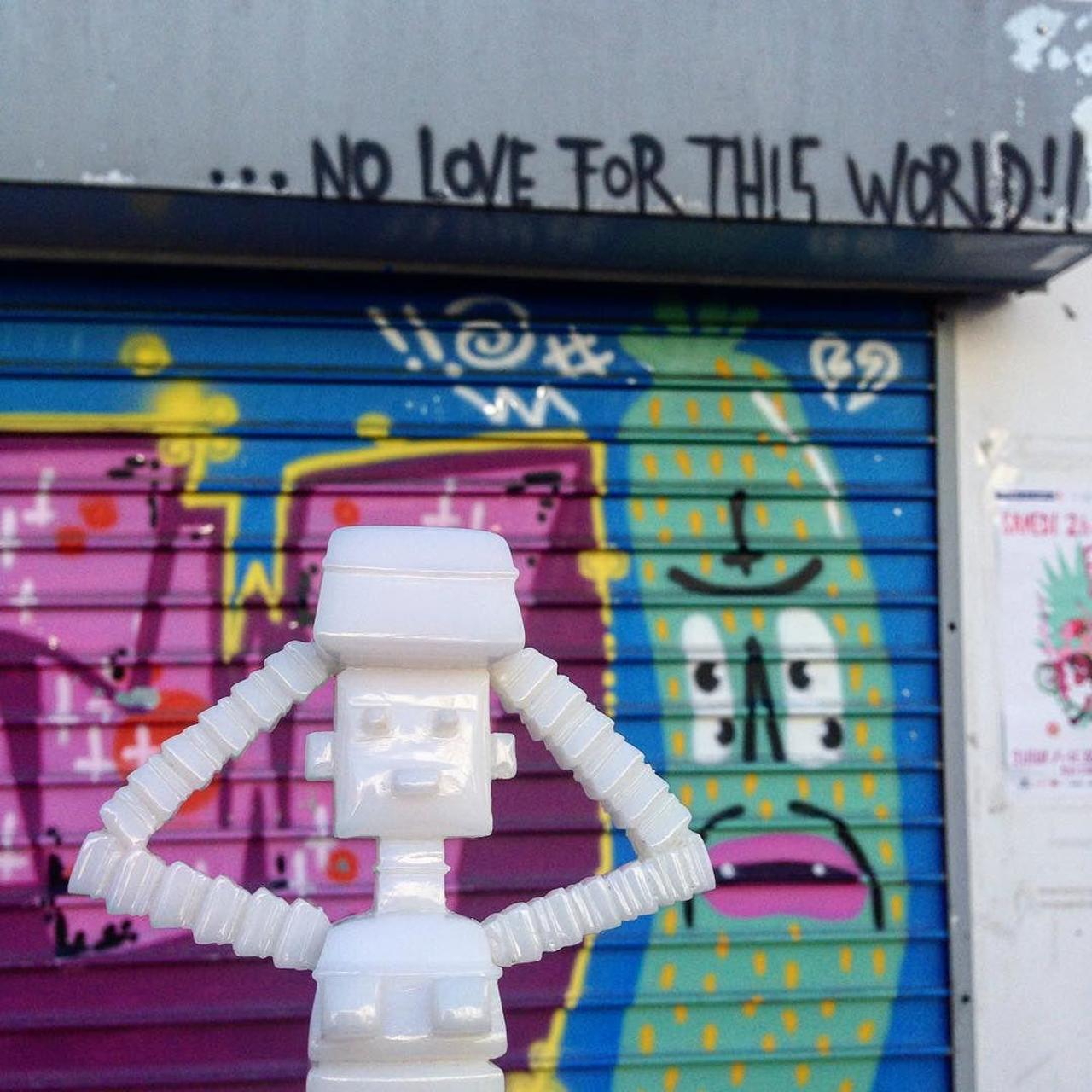 #Paris #graffiti photo by @k8wanitas http://ift.tt/1ZnDOyv #StreetArt http://t.co/ilIXeUtmCg