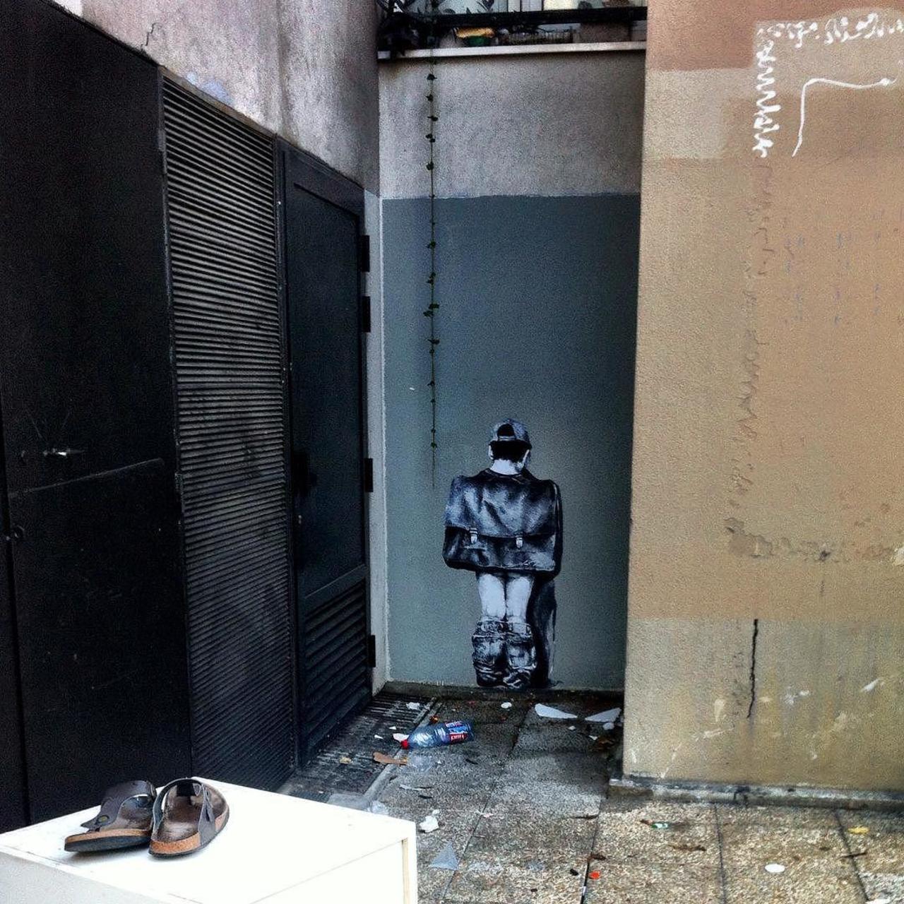 #Paris #graffiti photo by @noamzucker http://ift.tt/1MnnGYr #StreetArt http://t.co/hdJTQ93Pkg