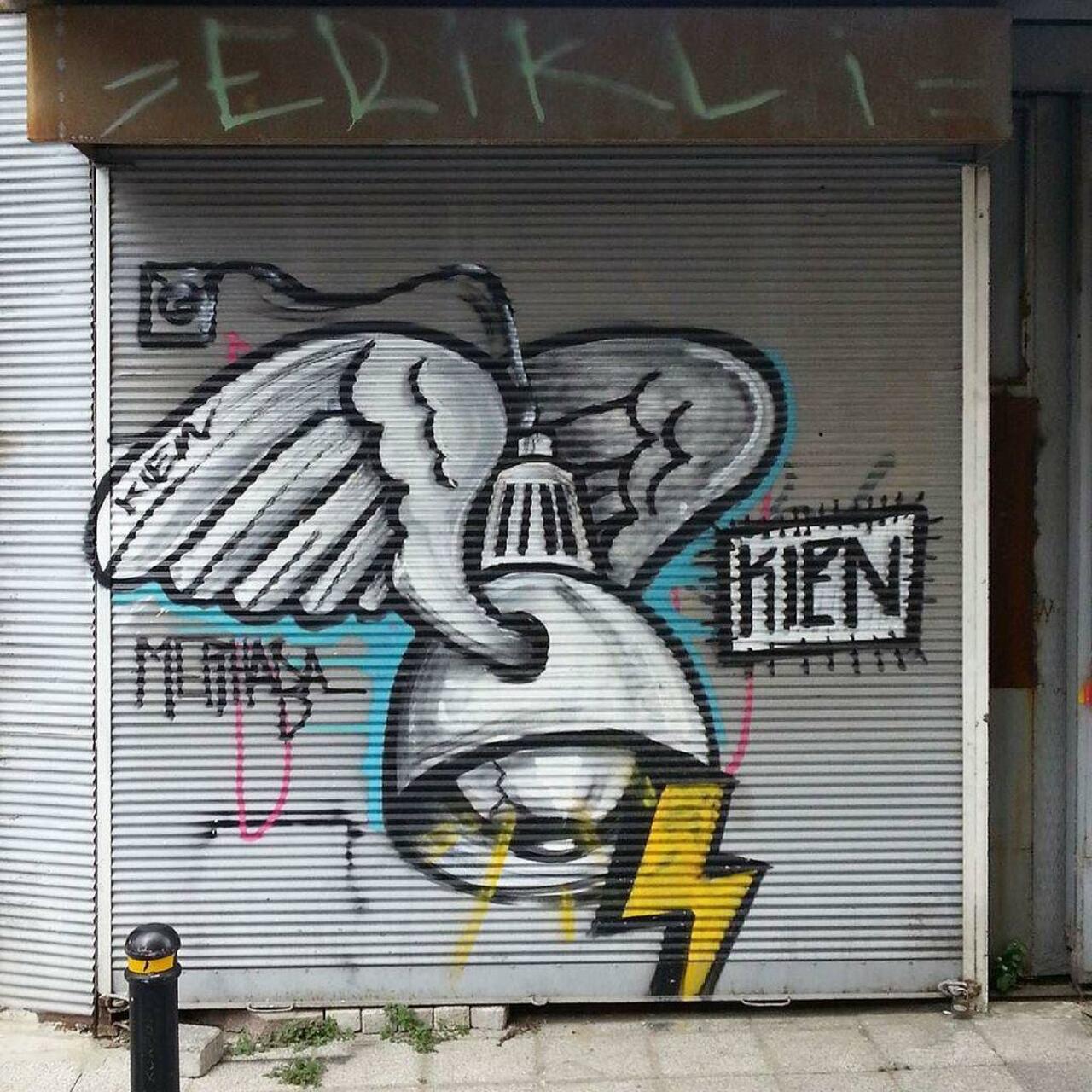 #streetartkadikoy #streetart #graffiti #publicart #urbanart #sokaksanatı #streetartistanbul #istanbulstreetart #gra… http://t.co/TaCKifiwLq