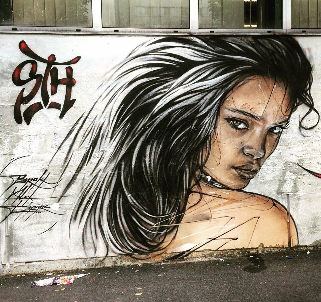#Paris #graffiti photo by @julosteart http://ift.tt/1LK9IBc #StreetArt http://t.co/1azw0v4bIX