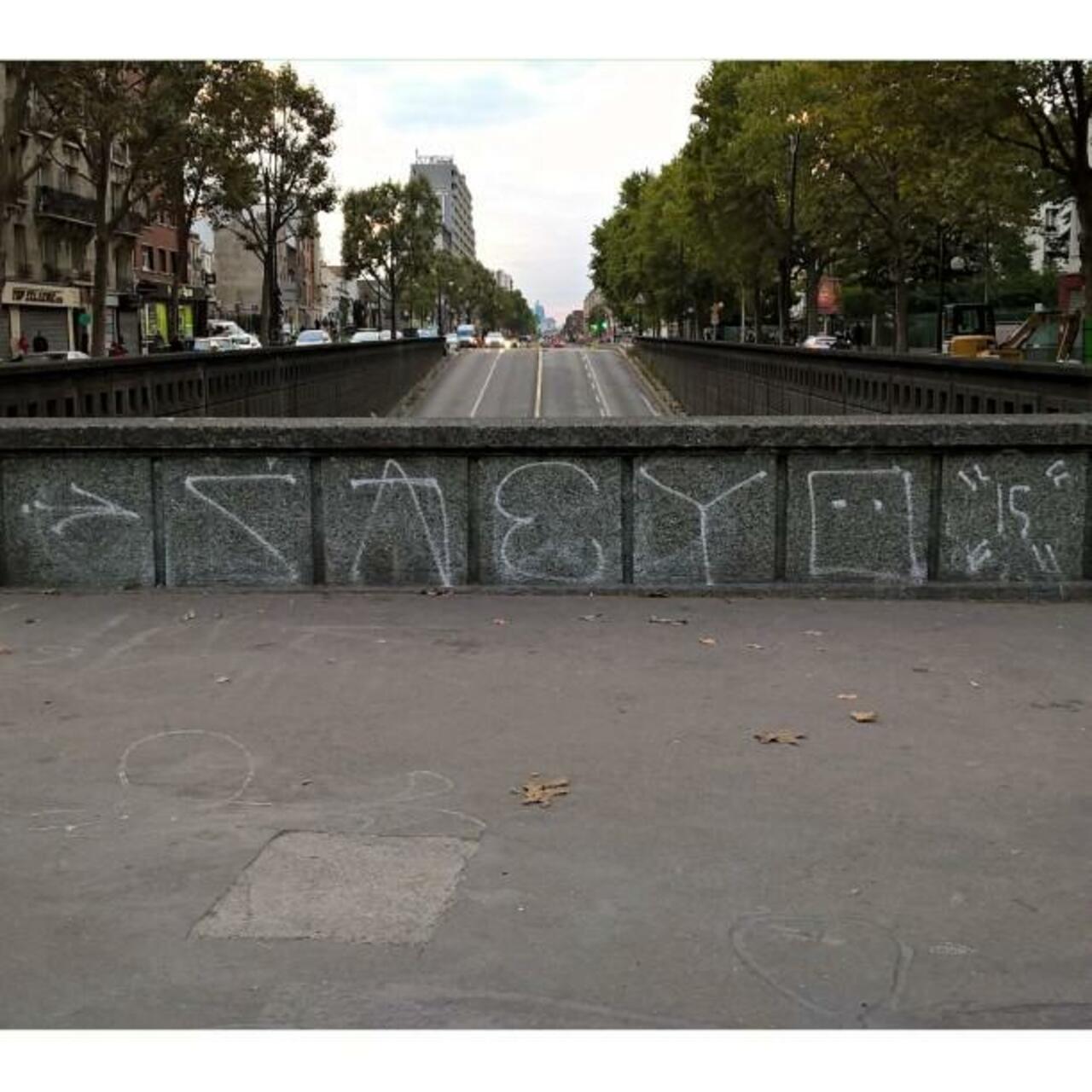 SAEYO
#PALcrew #PeaceAndLoveCrew #streetart #graffiti #graff #art #fatcap #bombing #sprayart #spraycanart #wallart … http://t.co/o8CI556nUe