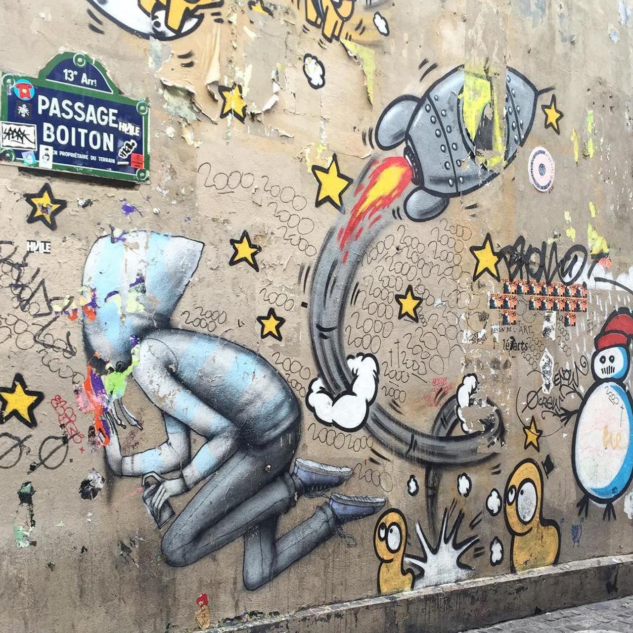 #Paris #graffiti photo by @catscoffeecreativity http://ift.tt/1ZFqtBE #StreetArt http://t.co/GE9i1uEmY5