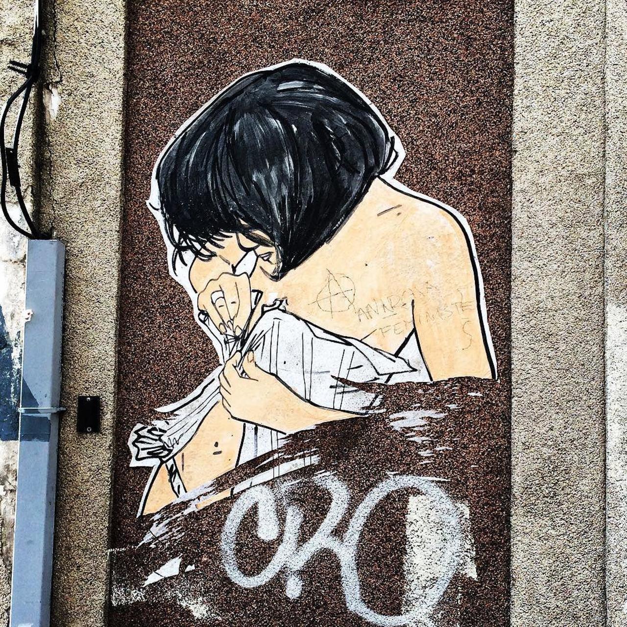 #Paris #graffiti photo by @julosteart http://ift.tt/1Lvi1ii #StreetArt http://t.co/JqNs5R2SnF