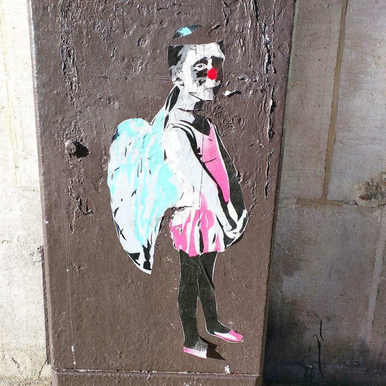 circumjacent_fr: #Paris #graffiti photo by alphaquadra http://ift.tt/1jDkGvJ #StreetArt http://t.co/Q15pgYJshv
