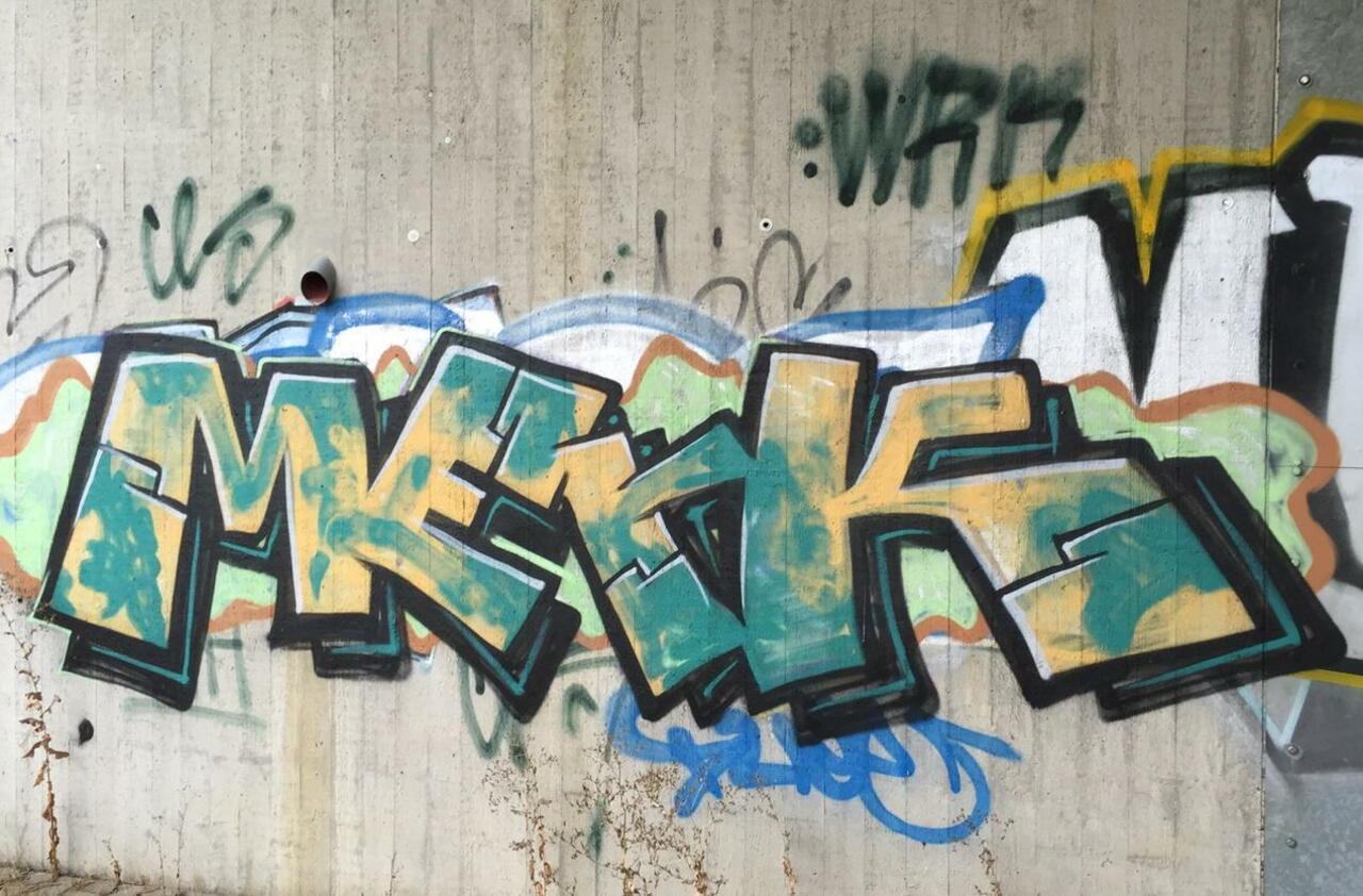 RT @Str33tArt: ...in Taunusstein // Merk //#Streetart #graffiti http://t.co/44gi5kSdNs