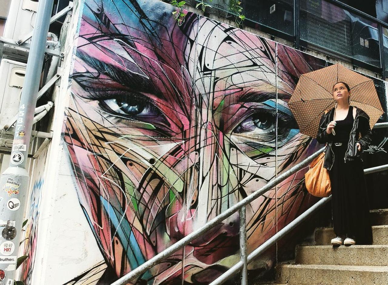 Copare unveils a beautiful new mural in Hongkong. #StreetArt #Graffiti #Mural http://t.co/rBQUWYO5tC