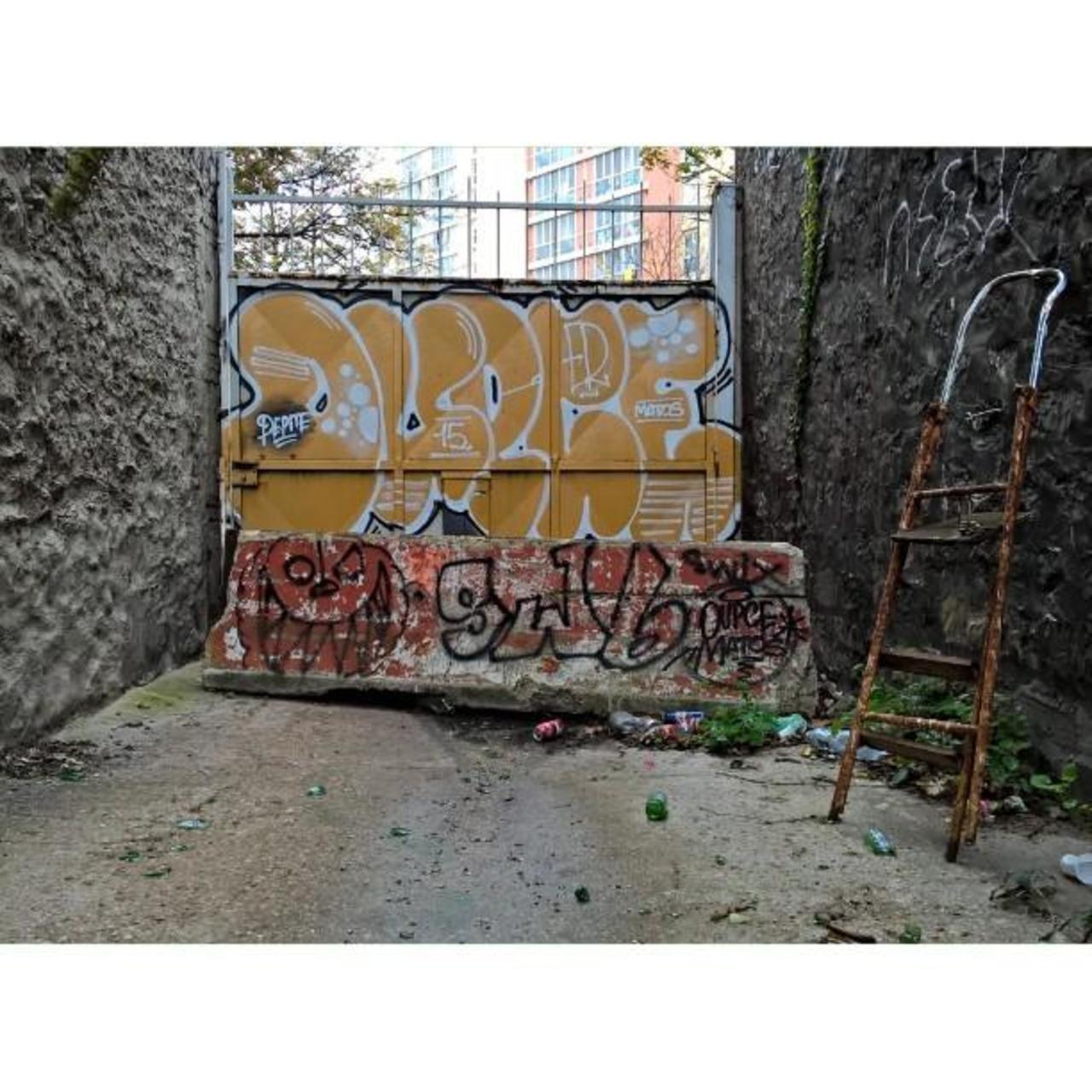OUPCE
#streetart #graffiti #graff #art #fatcap #bombing #sprayart #spraycanart #wallart #handstyle #lettering #urba… http://t.co/0xgzzGSHbu