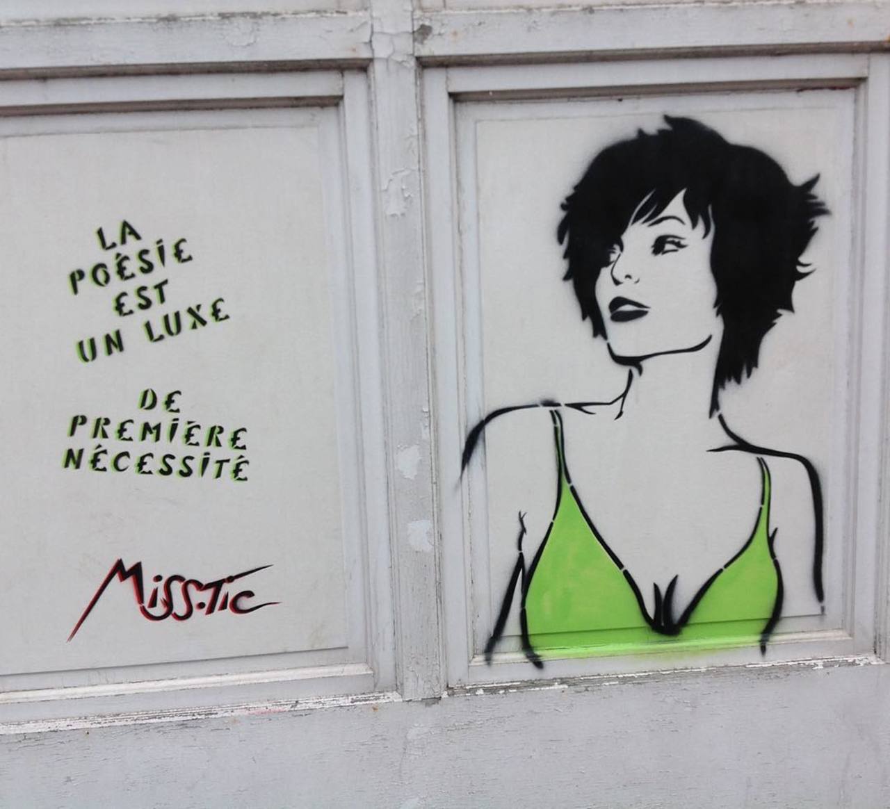 #Paris #graffiti photo by @stefetlinda http://ift.tt/1LhC7ey #StreetArt http://t.co/godGFDfdAE
