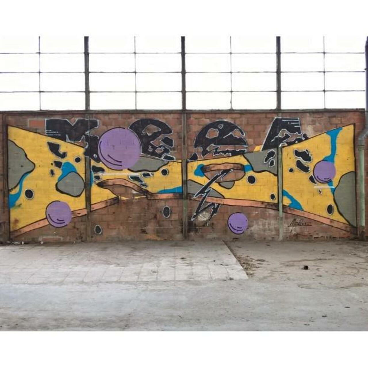 MOSA
#masterpiece #PALcrew #PeaceAndLoveCrew #streetart #graffiti #graff #art #fatcap #bombing #sprayart #spraycana… http://t.co/cmgg4G9dUn