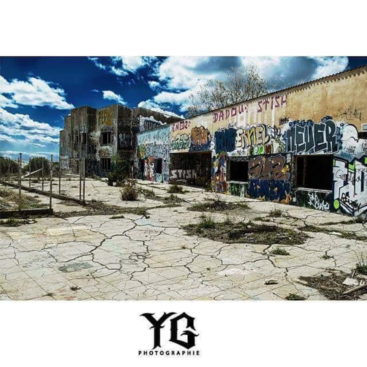 Instagram : @yg34 / @yg3487 
#graffiti #graff #graffitiart #street #streetart #lieuxabandonnés http://t.co/5e2IQhnCx0