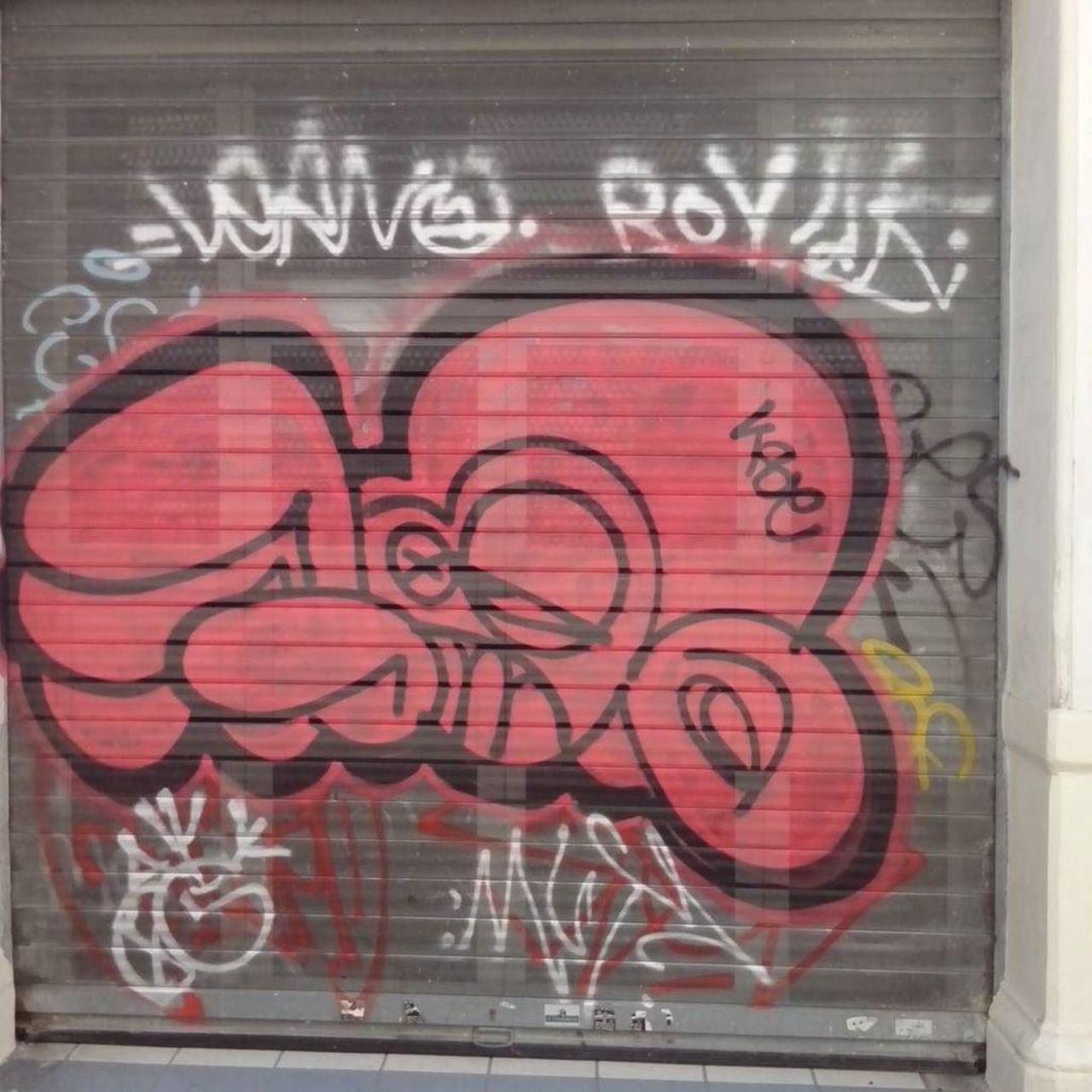 #streetart #streetarteverywhere #streetshot #graffitiart #graffiti #arturbain #urbanart  #rideaudefer #stencil #spr… http://t.co/X1dEAths7N