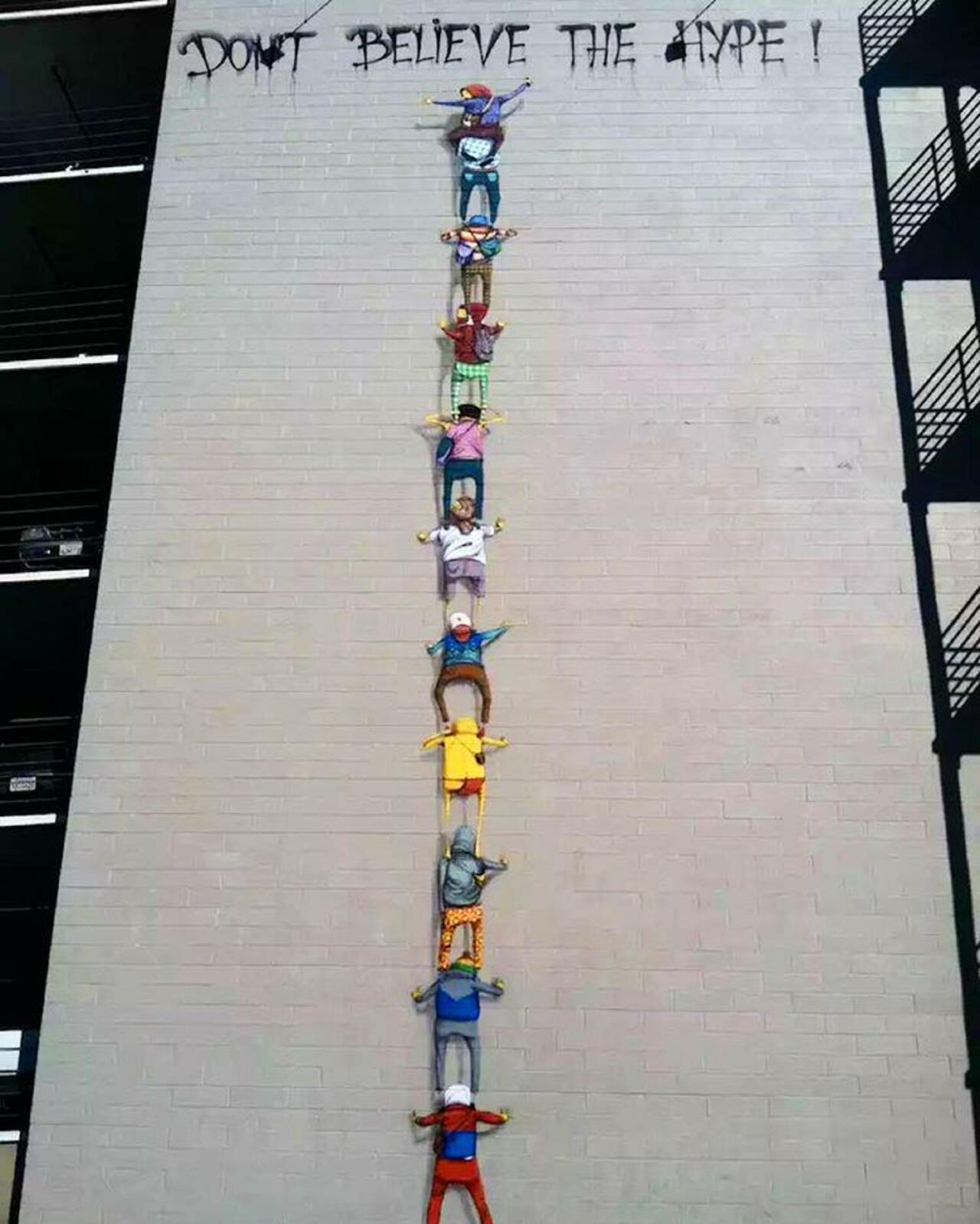 'Don't Believe The Hype', a new mural by Os Gemeos in San Diego, USA. #StreetArt #Graffiti #Mural http://t.co/BUJls2rjVy