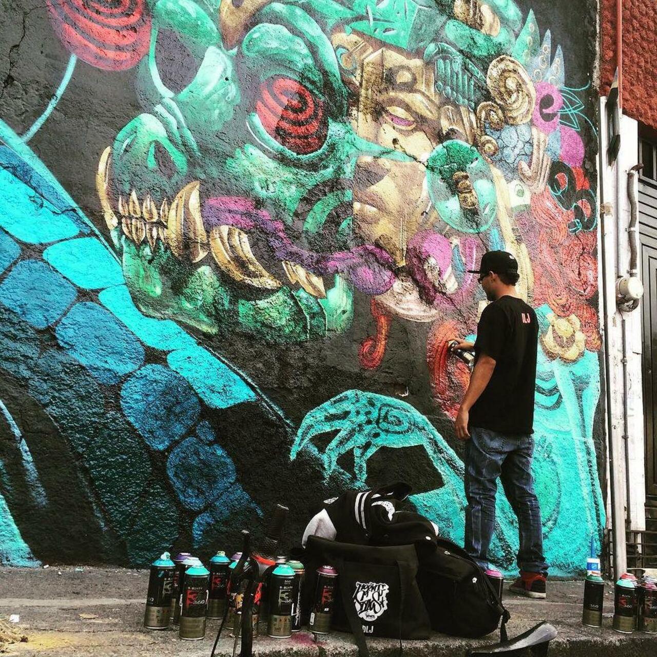 Día dos..... #streetartmexico #graffiti #graffitiartist #graffitiporn #graffitimexico #streetart #streetartistry #A… https://t.co/I2CZZztHQf