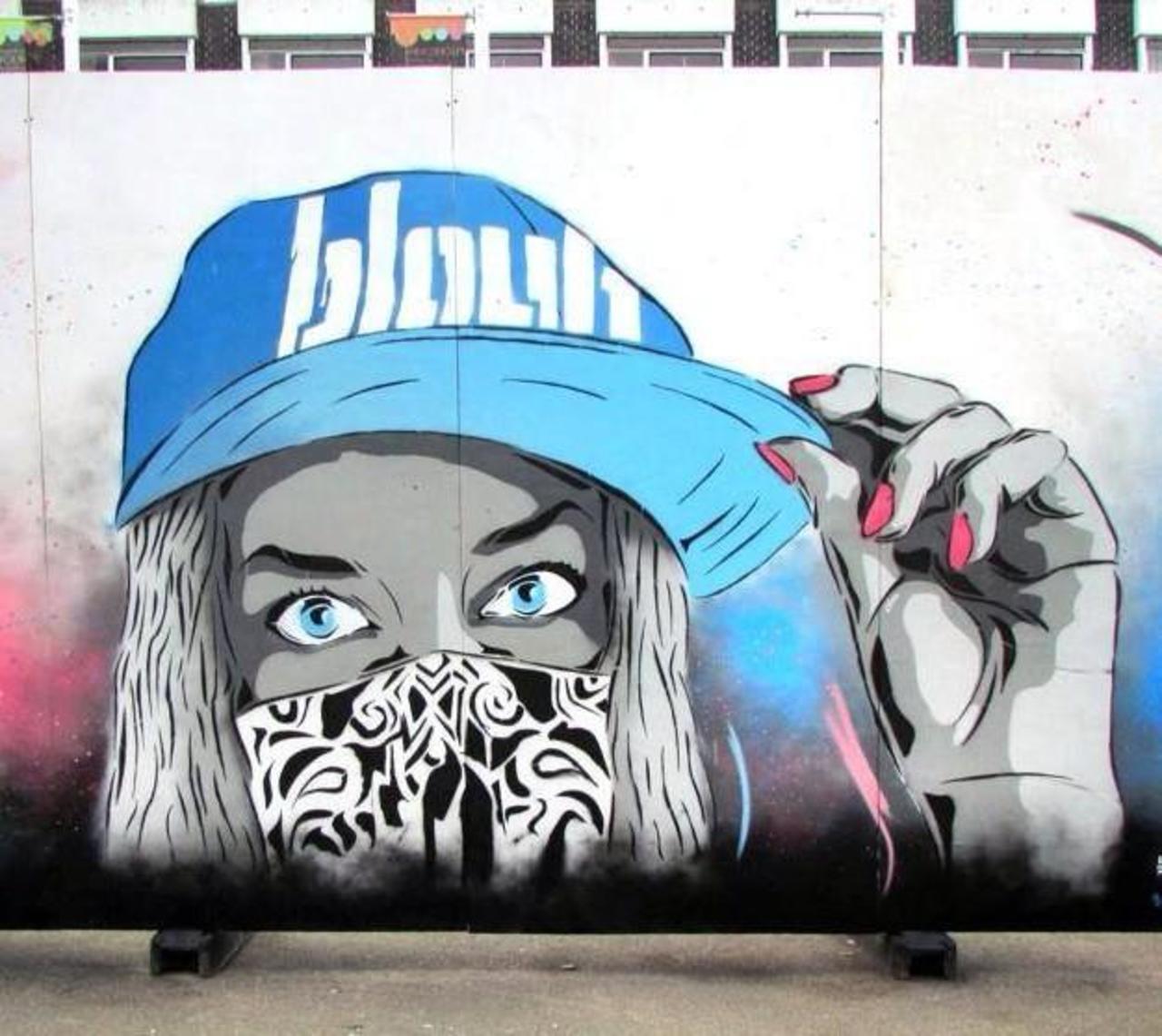 Artist Blouh at the Glouchester Paint Jamb, London, UK #art #mural #graffiti #streetart https://t.co/WJErqoaAIm