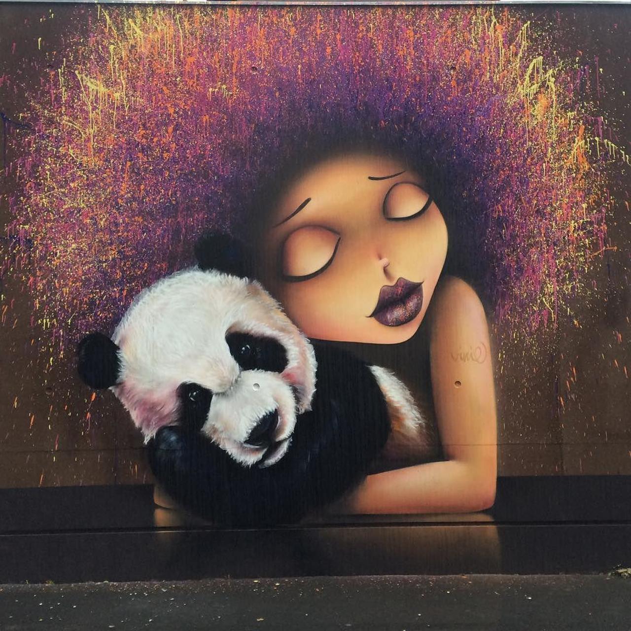 #Paris #graffiti photo by @benapix http://ift.tt/1jPXn1B #StreetArt https://t.co/debPaHOLd1