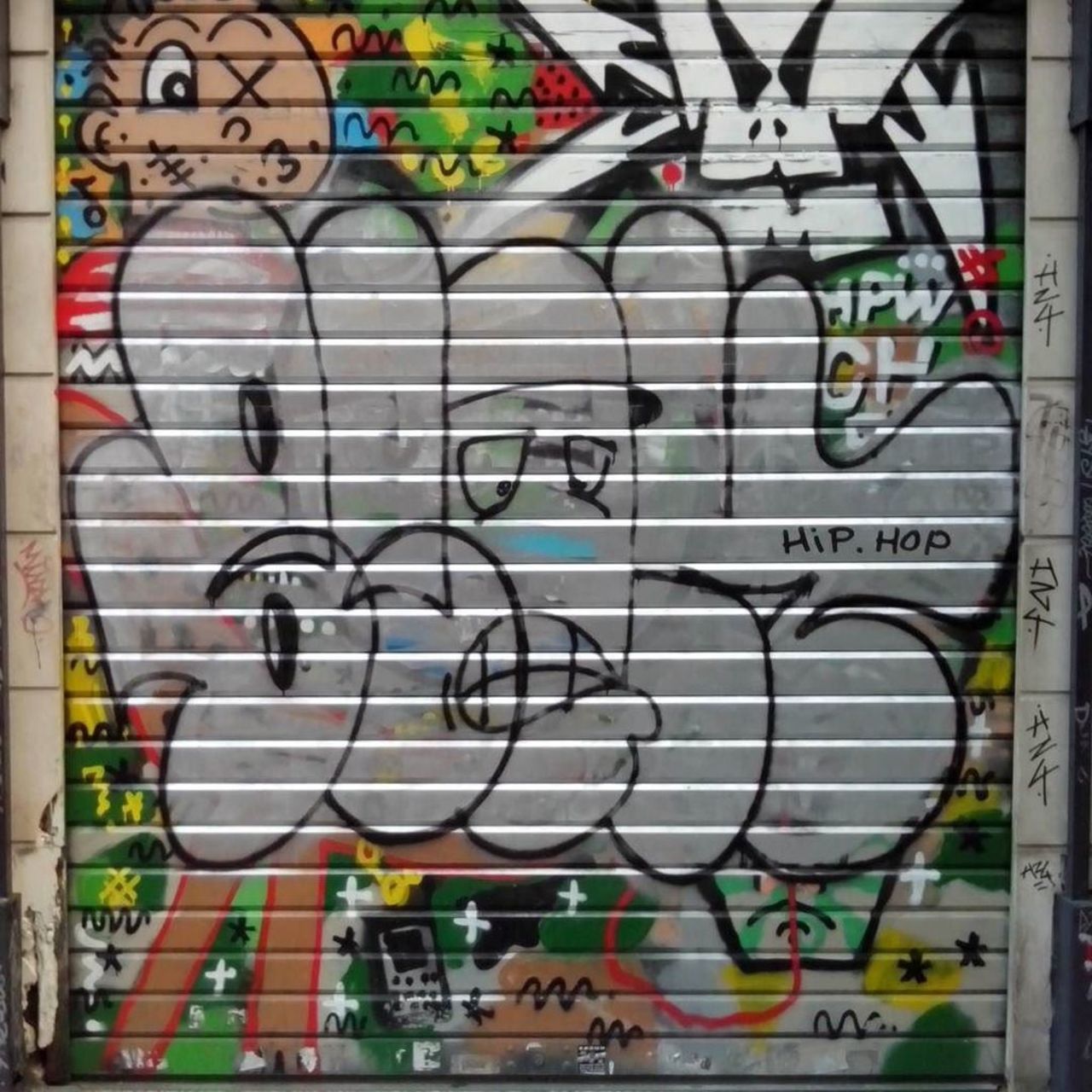 #streetart #streetarteverywhere #streetshot #graffitiart #graffiti #arturbain #urbanart  #rideaudefer #stencil #spr… https://t.co/NPTXuylJJU