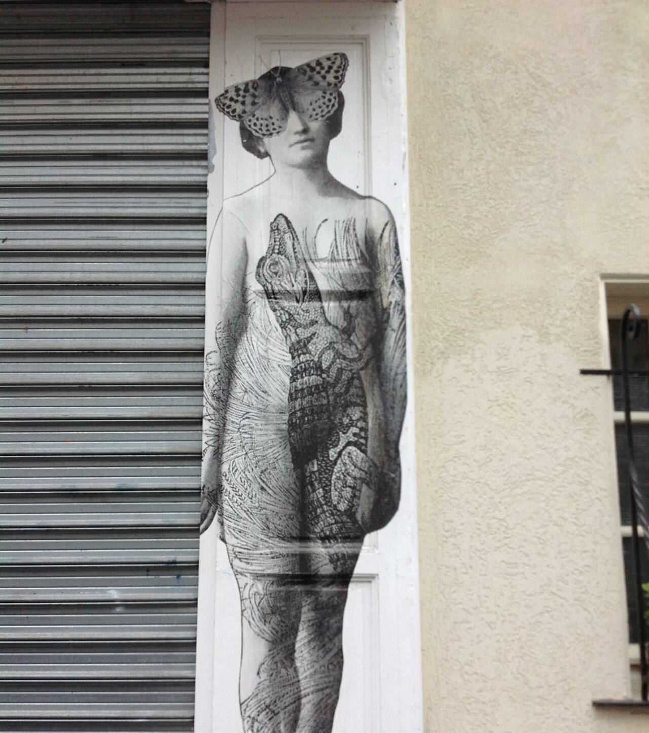 #Paris #graffiti photo by @stefetlinda http://ift.tt/1W56HuZ #StreetArt https://t.co/vOGxcY6RmV