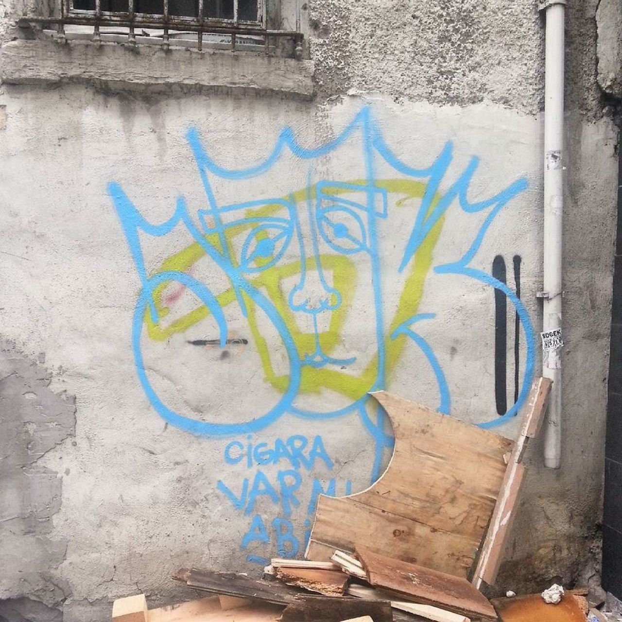 #streetartkaraköy #streetart #graffiti #publicart #urbanart #sokaksanatı #streetartistanbul #istanbulstreetart #gra… https://t.co/rnc1zsN4MU