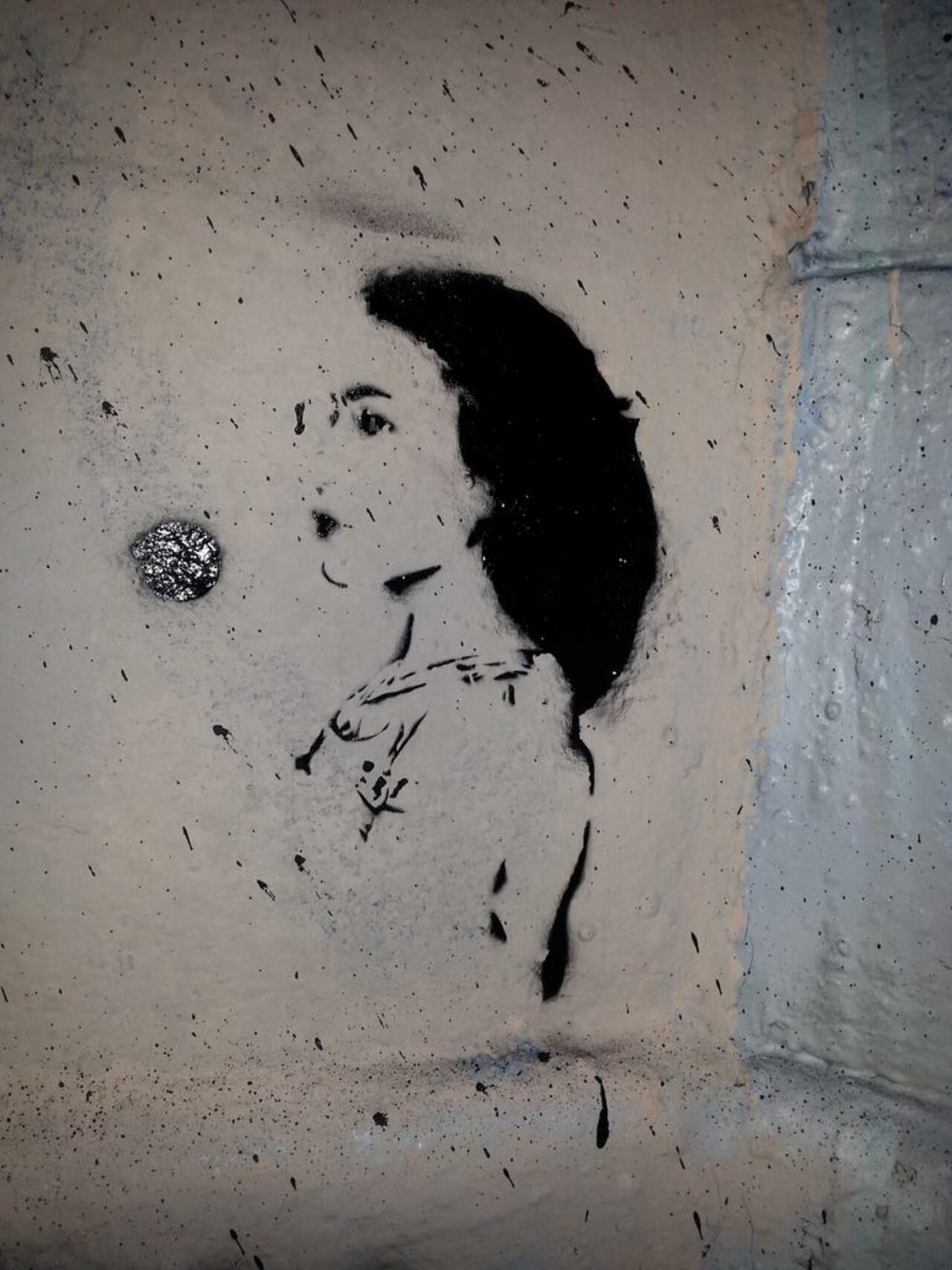 RT @SprayChilled: #streetart #vienna #wien #stencil #graffiti #spraychilled #mural #masoeurcenttetes https://t.co/NIRDbEX8xK