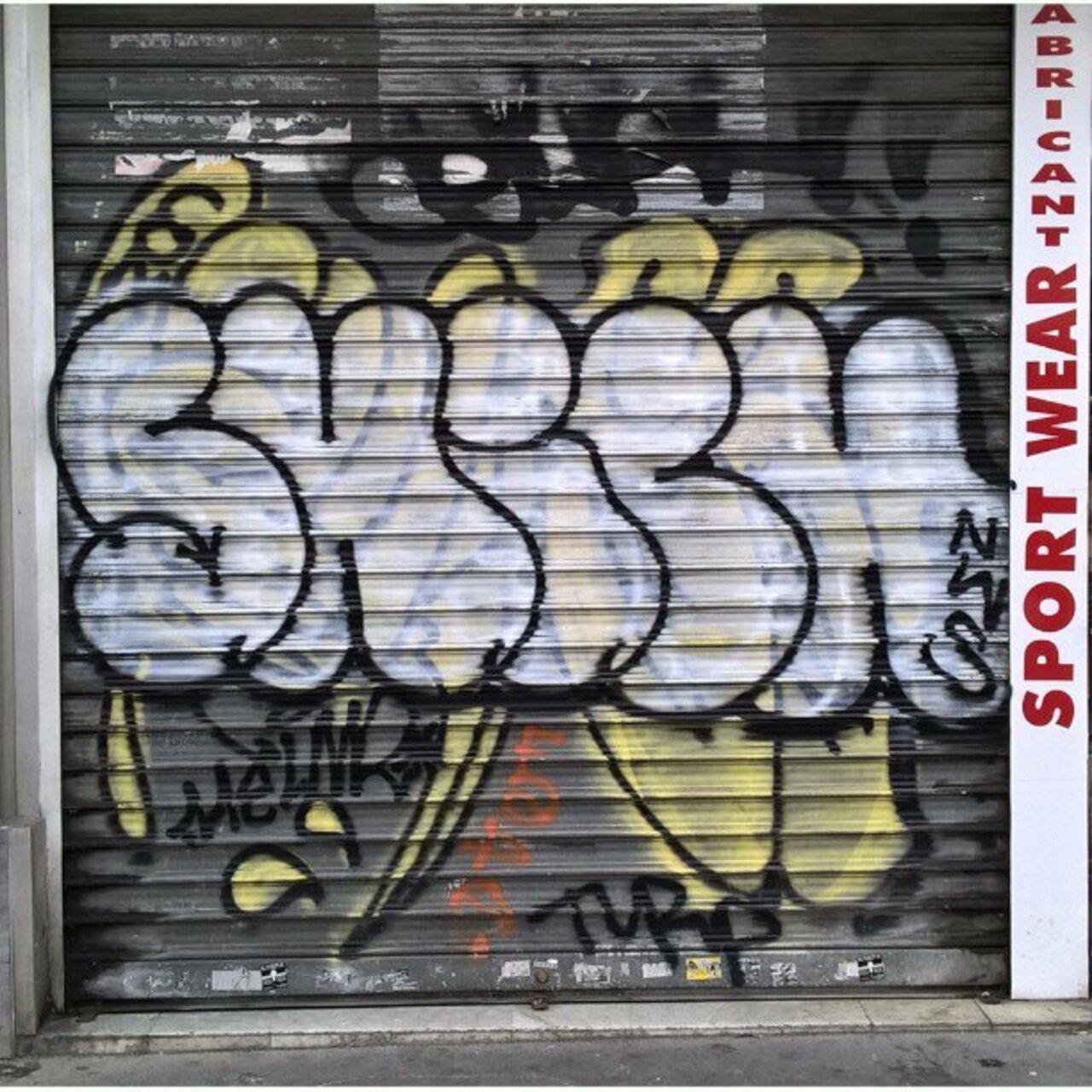 SHICH CELPH
#streetart #graffiti #graff #art #fatcap #bombing #sprayart #spraycanart #wallart #handstyle #lettering… https://t.co/FuM4ukT98b