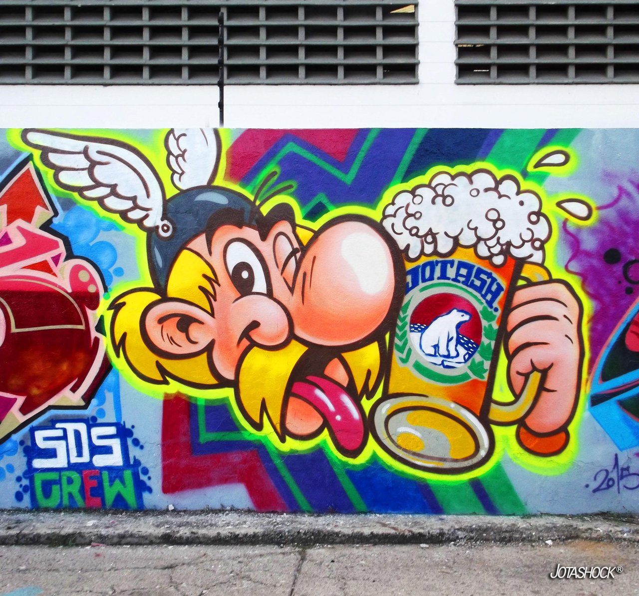 RT @jotashock: Graffiti ★ Life ★ Fun ★ Jotashock :)
#Astérix #jotashock #cerveza #graffiti #polar #streetart #arteurbano #graffiti http://t.co/JxGw9Yl03i