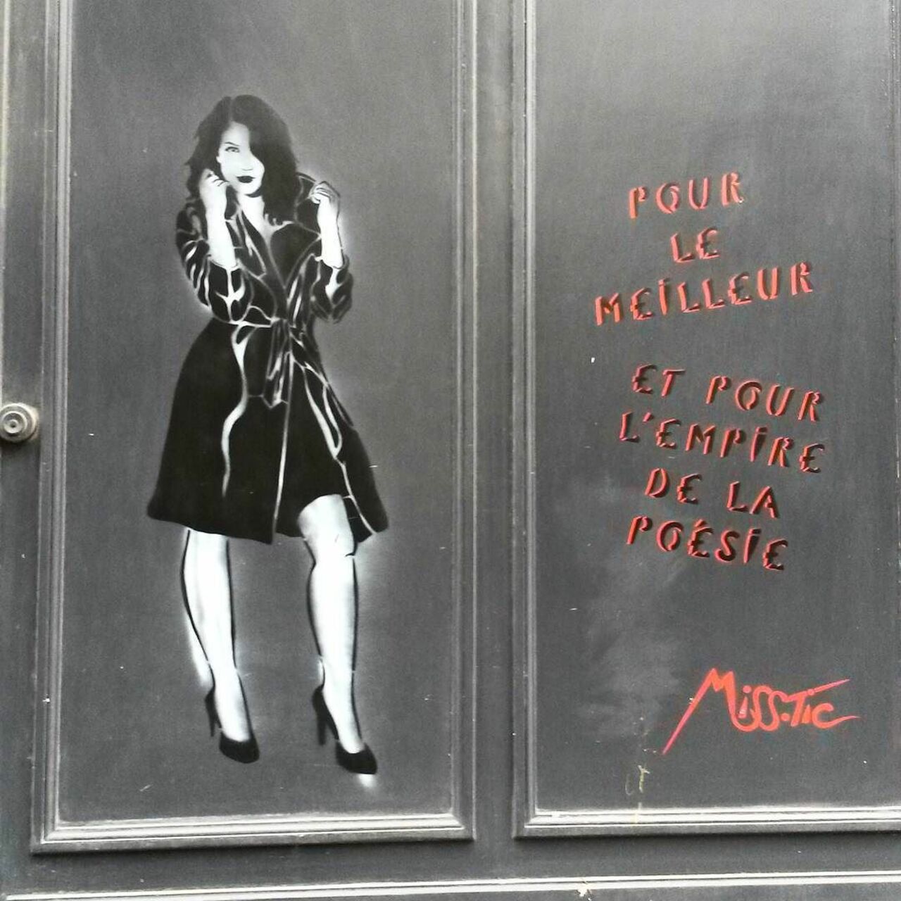 circumjacent_fr: #Paris #graffiti photo by princessepepett http://ift.tt/1MK3A6J #StreetArt https://t.co/GRejYBotFP