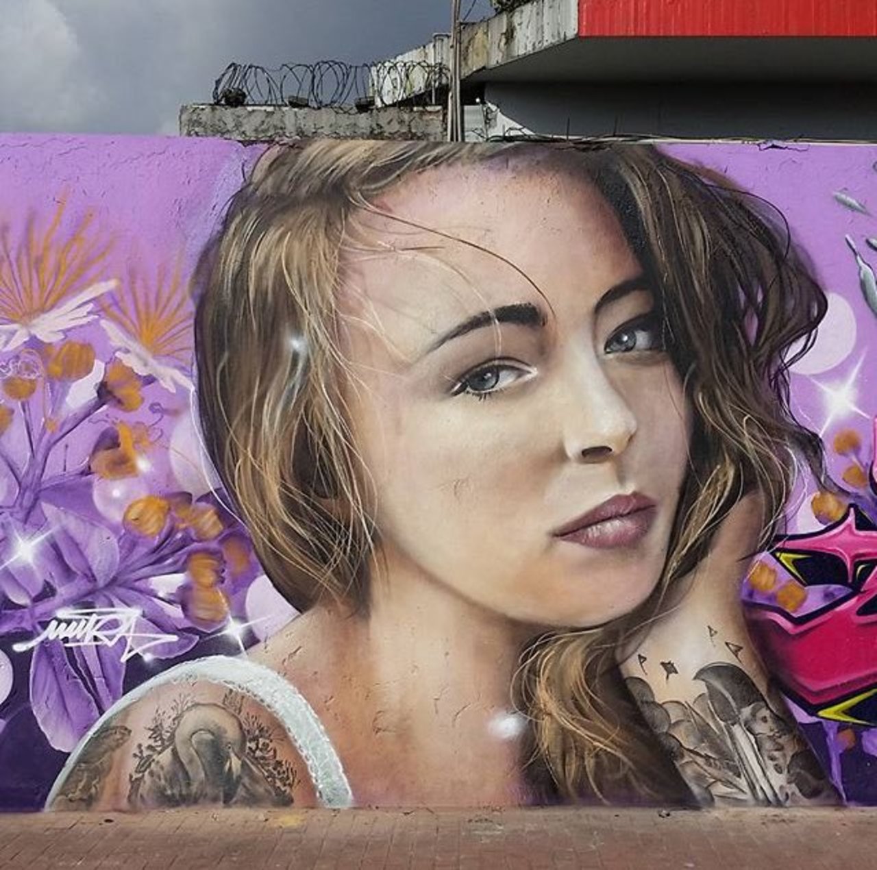 RT @artlife365: New Street Art by Mantarea 

#art #graffiti #mural #streetart https://t.co/N6g9tRylhY