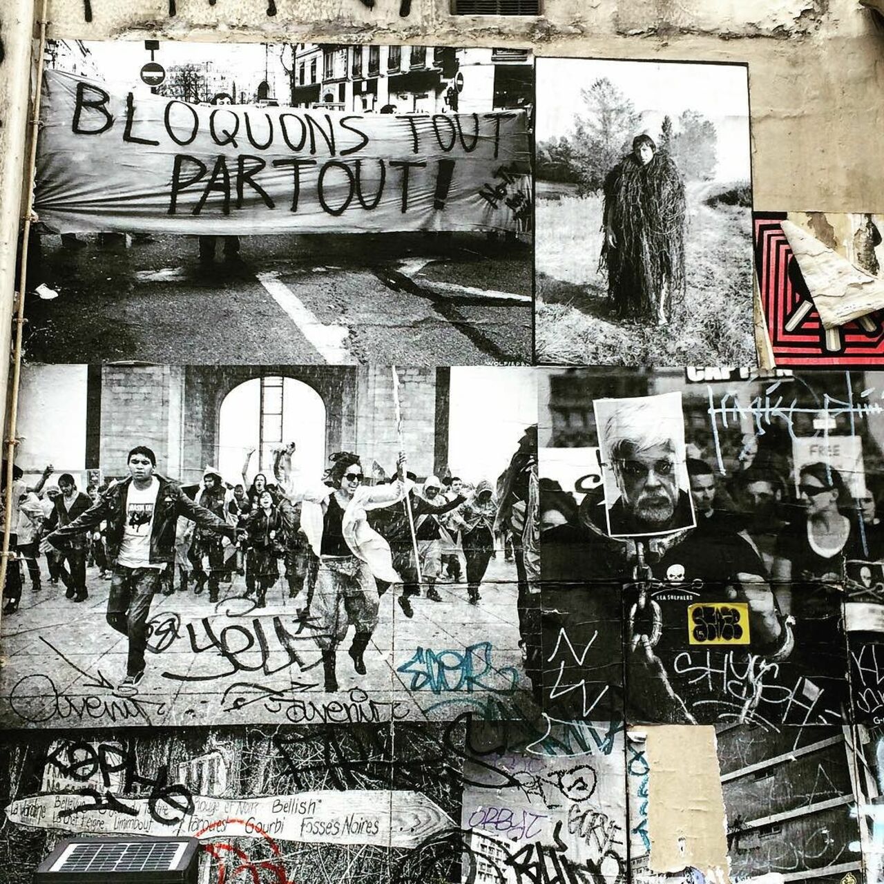 #Paris #graffiti photo by @elricoelmagnifico http://ift.tt/1PIXNEF #StreetArt https://t.co/hHKzpmE5tE
